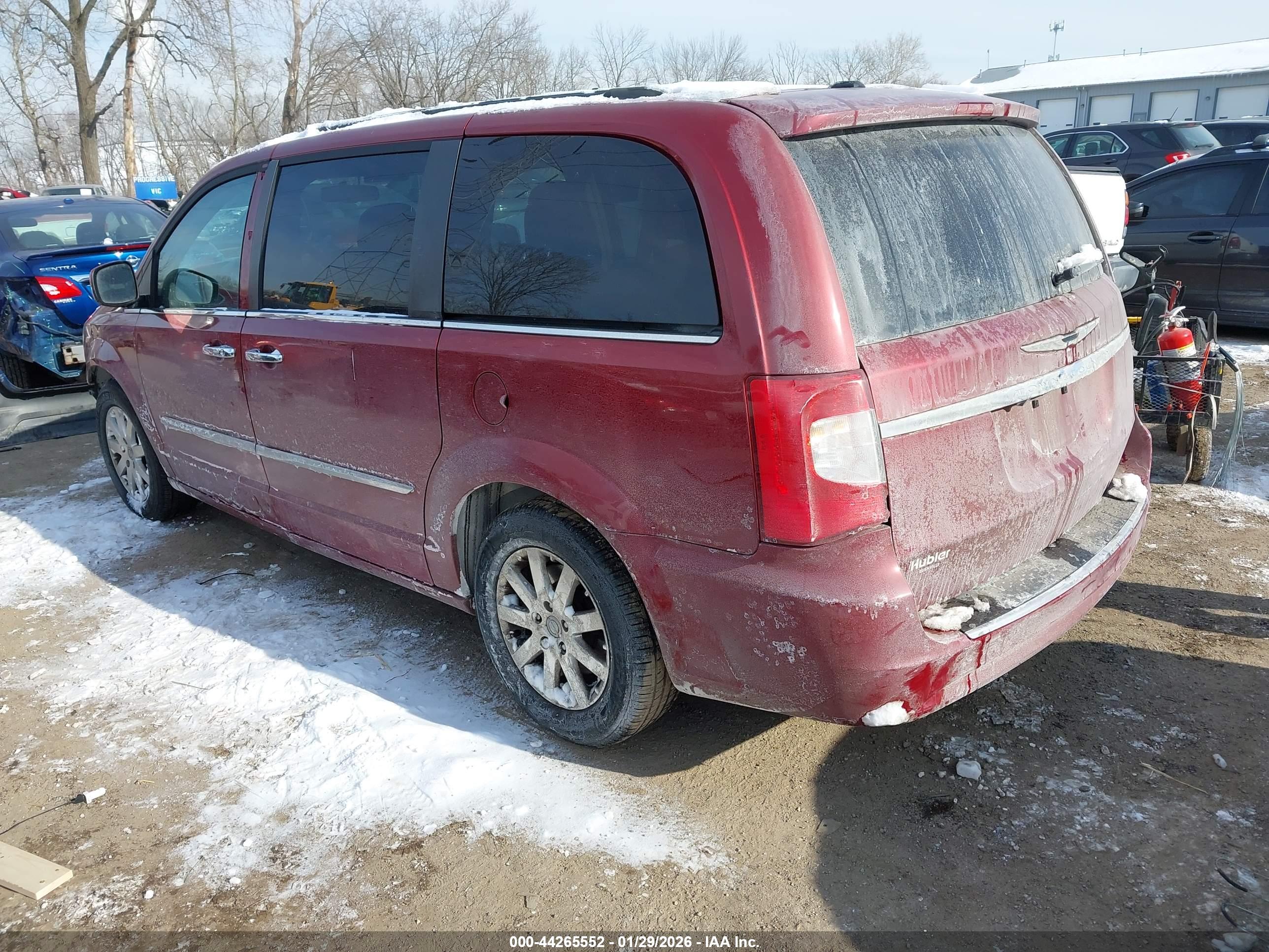 CHRYSLER TOWN image 3