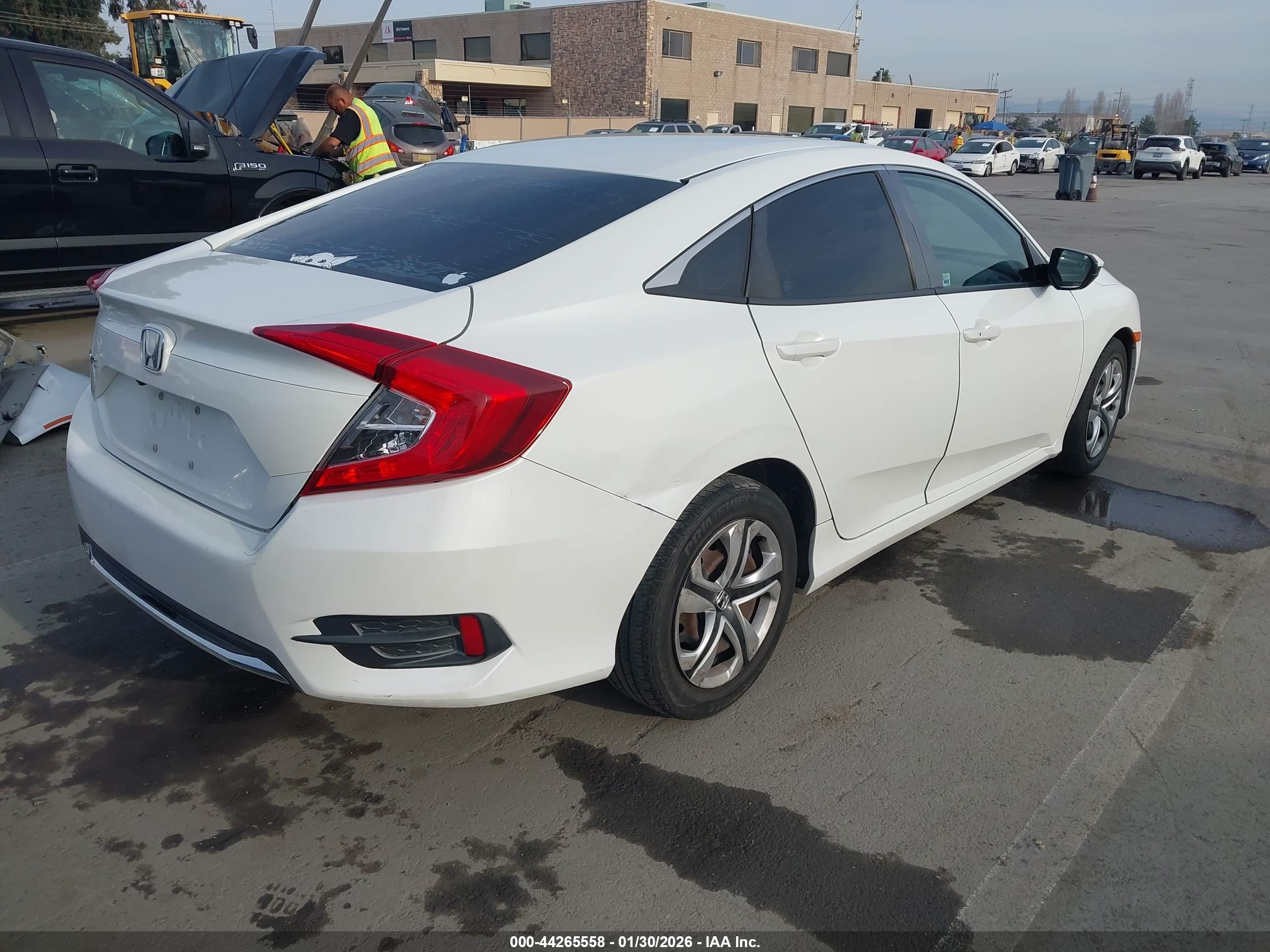 HONDA CIVIC image 4