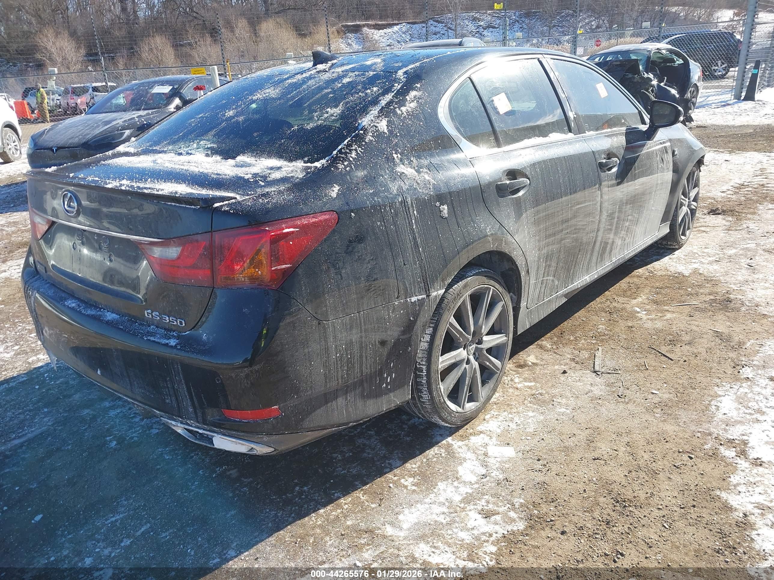 LEXUS GS image 4