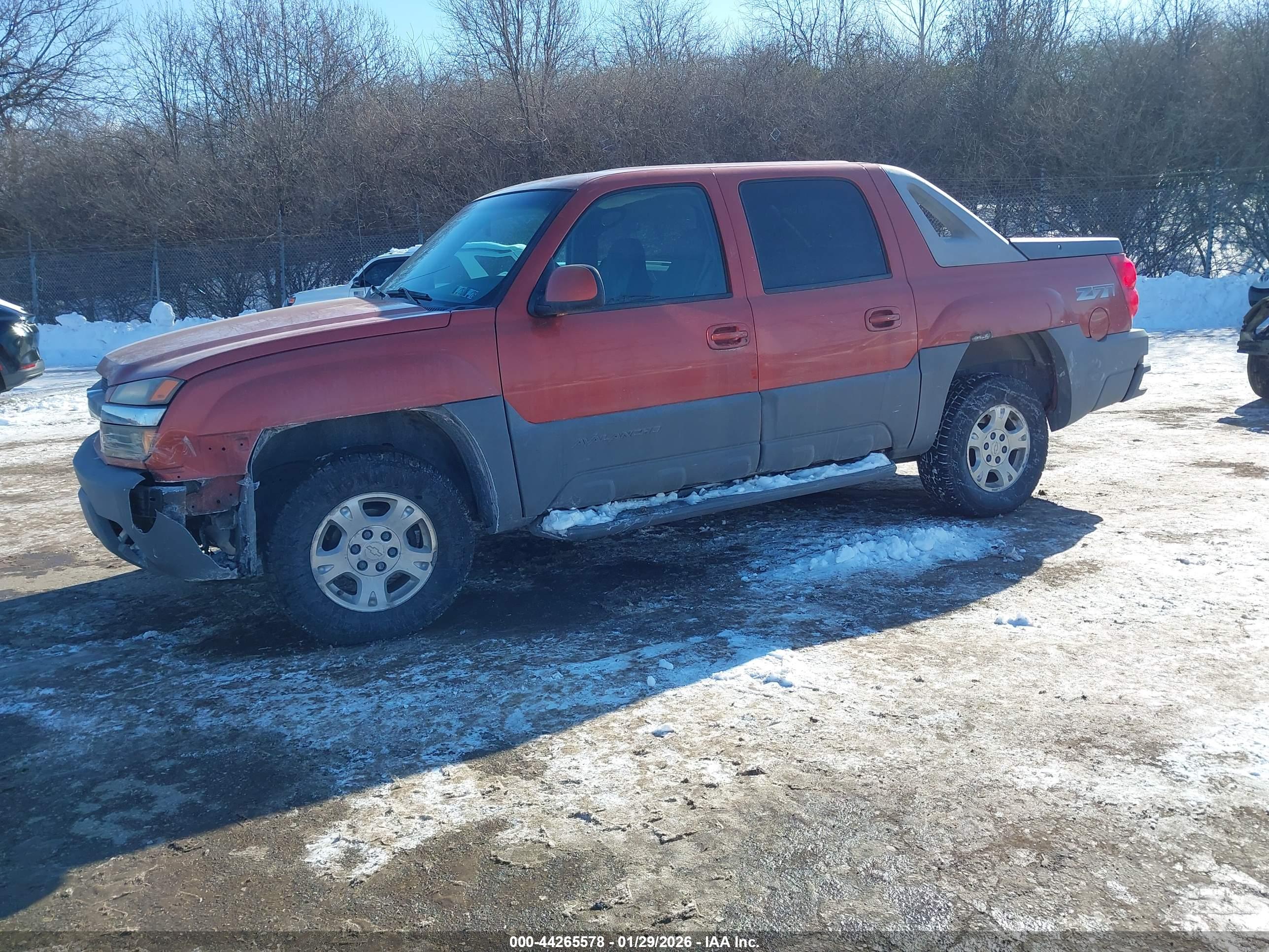 CHEVROLET AVALANCHE image 2
