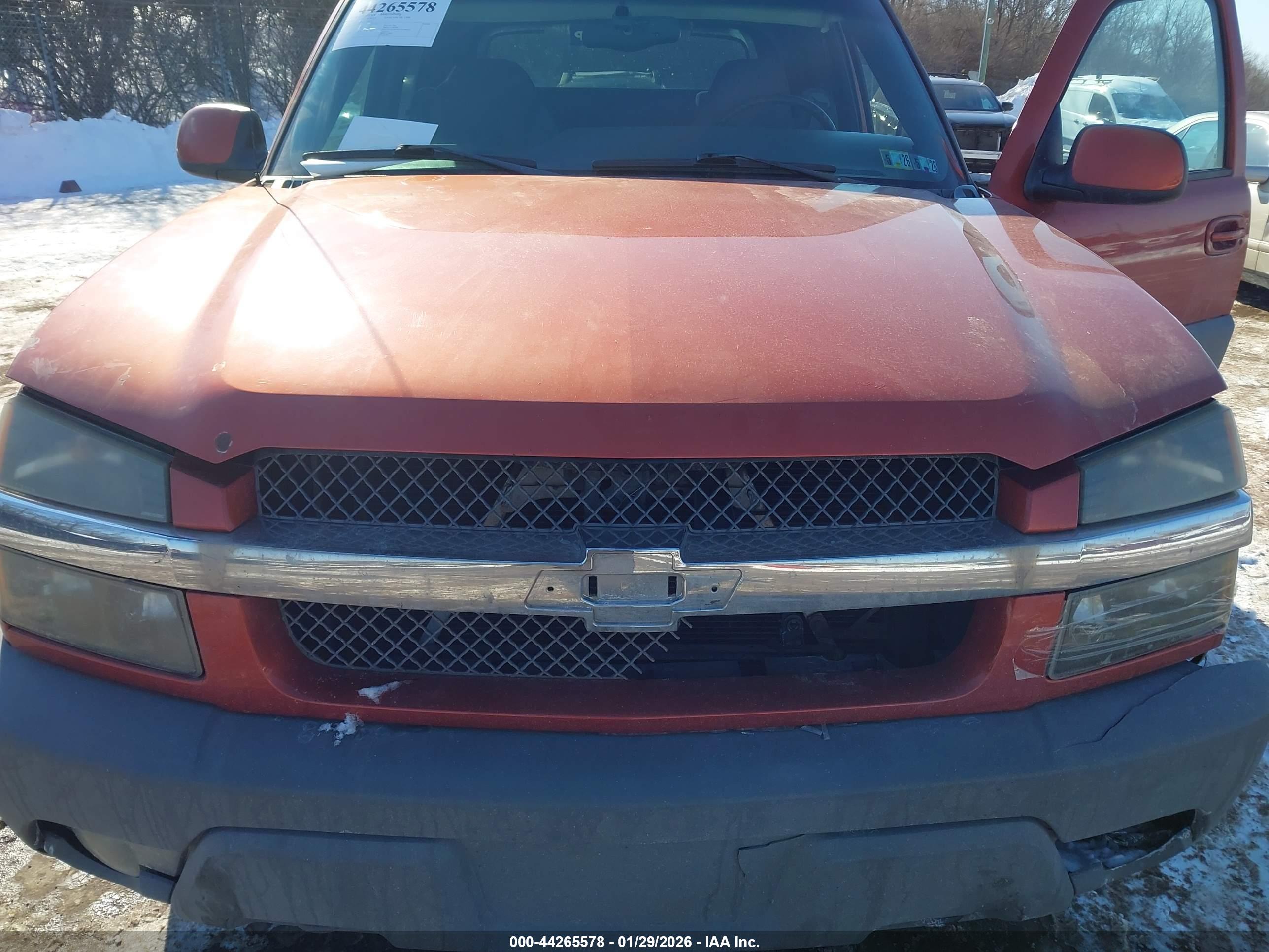 CHEVROLET AVALANCHE image 6