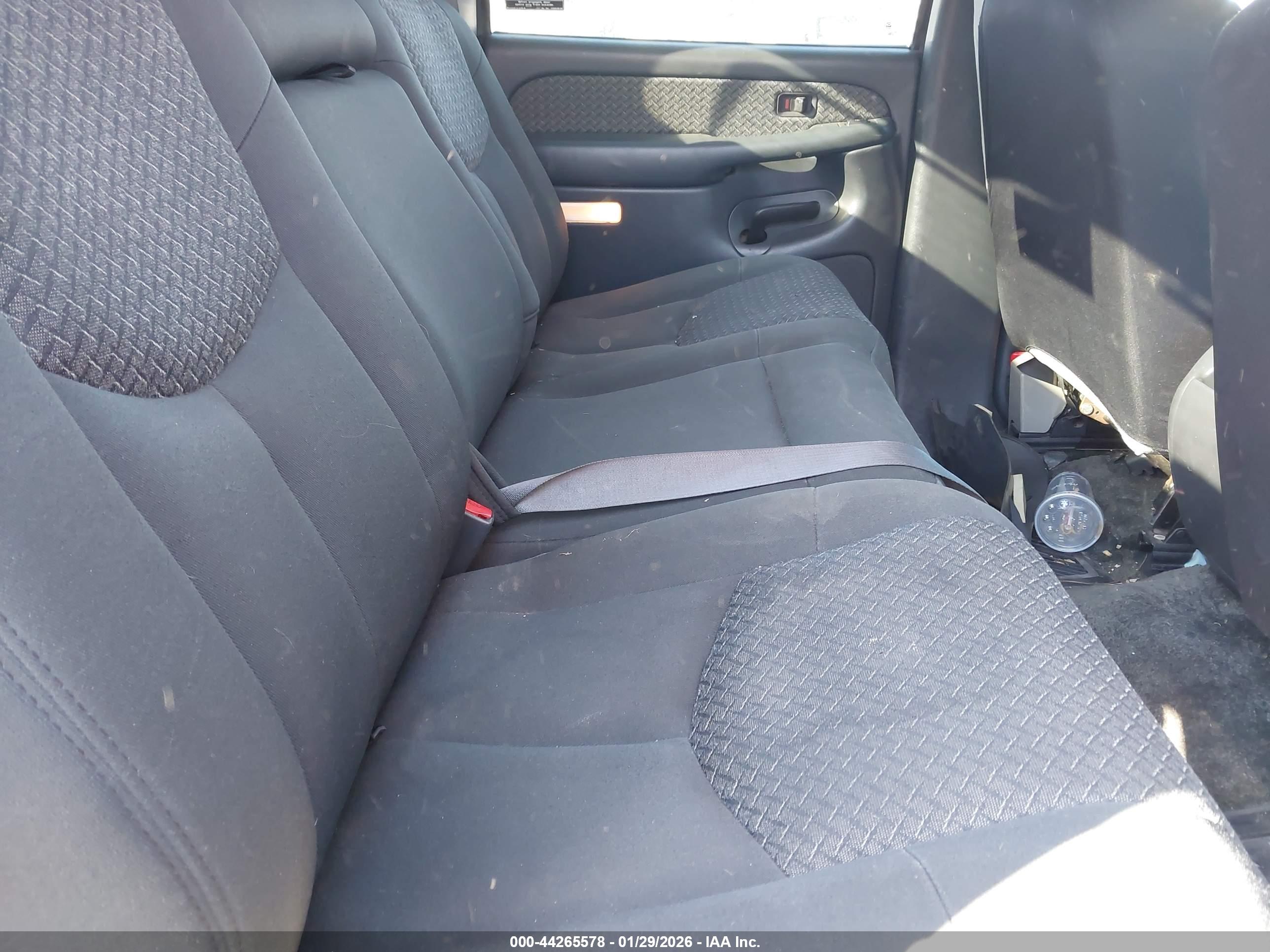 CHEVROLET AVALANCHE image 8