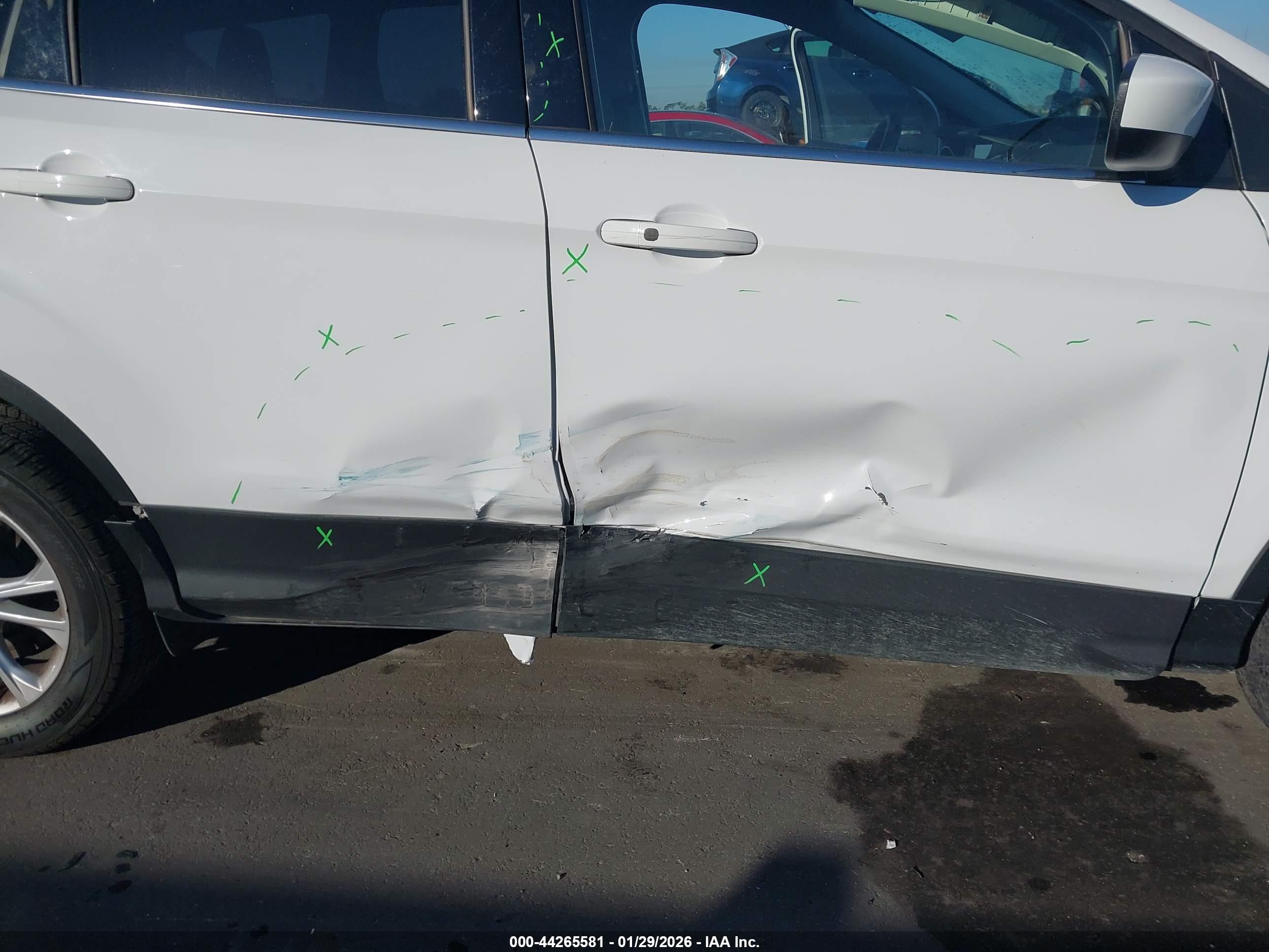 FORD ESCAPE image 6
