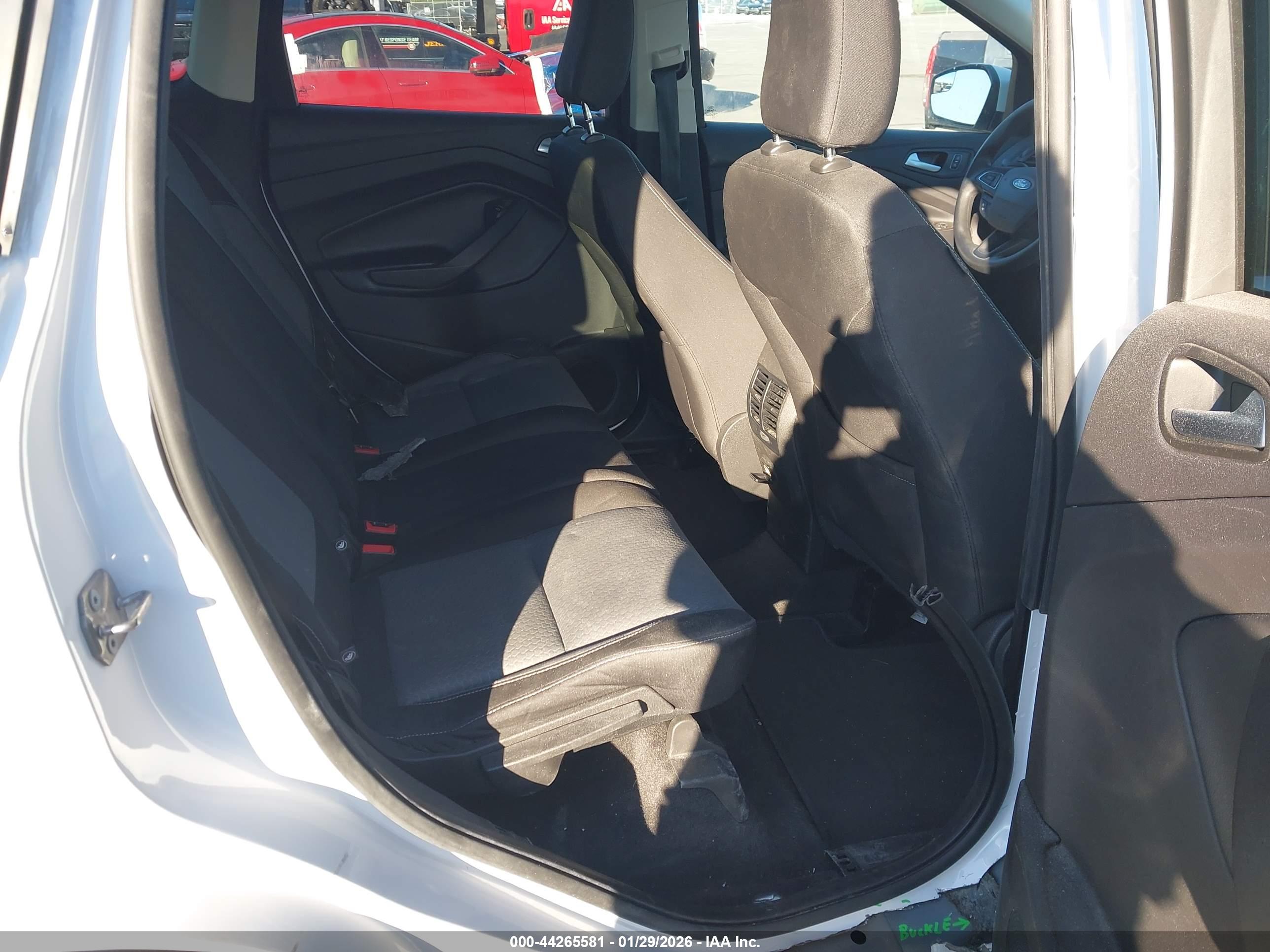 FORD ESCAPE image 8