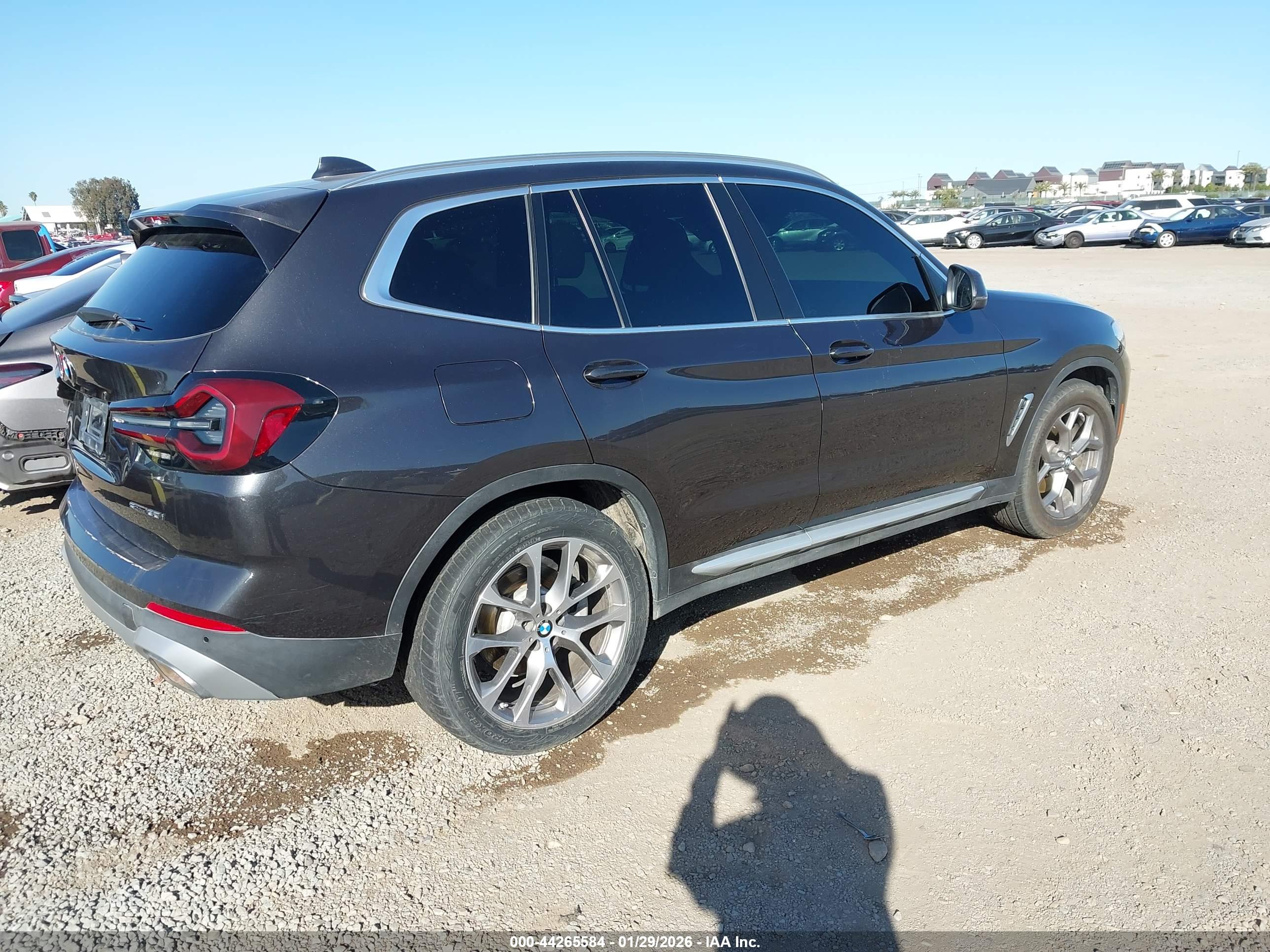 BMW X3 image 4