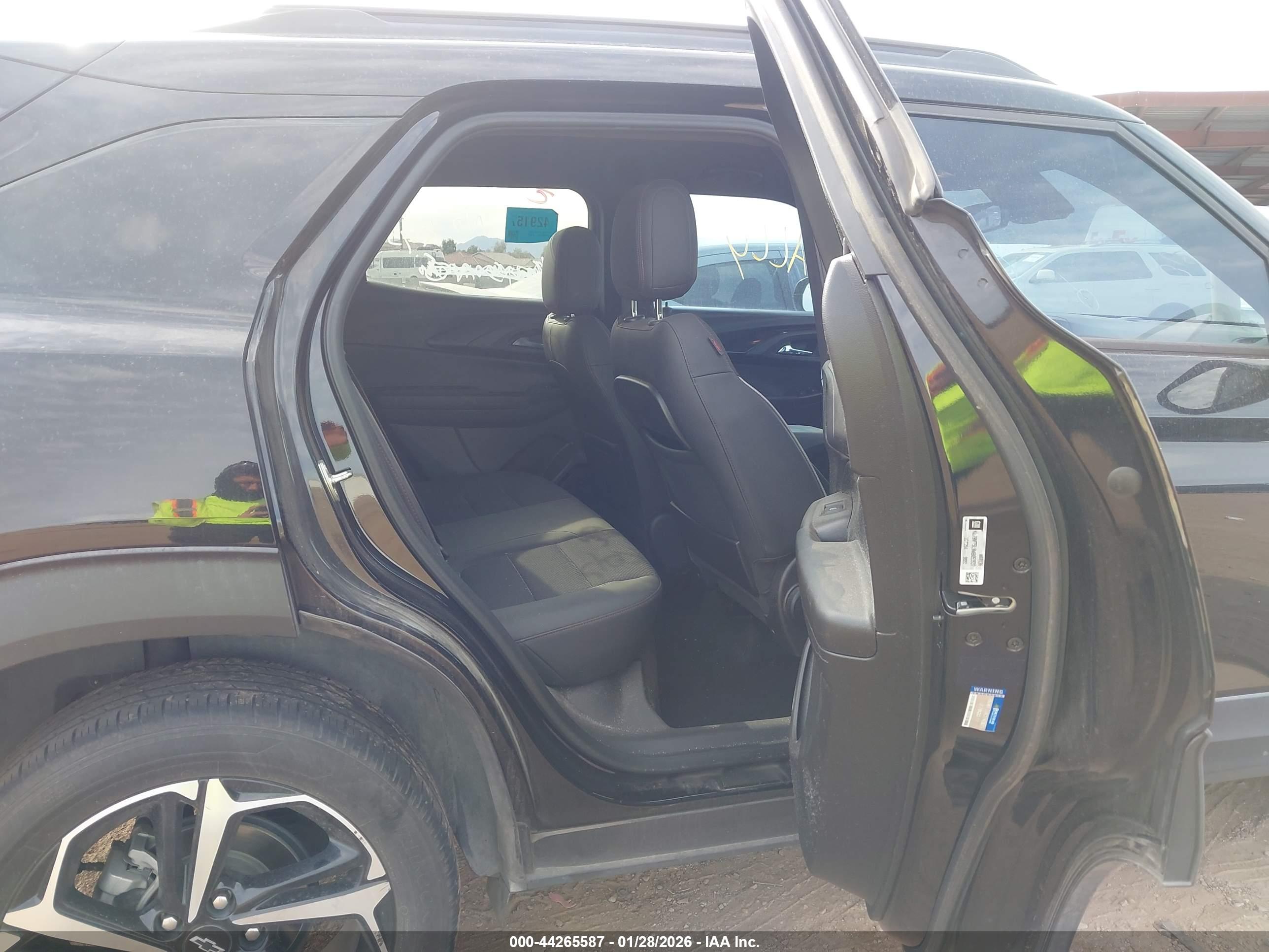 CHEVROLET TRAILBLAZER image 8