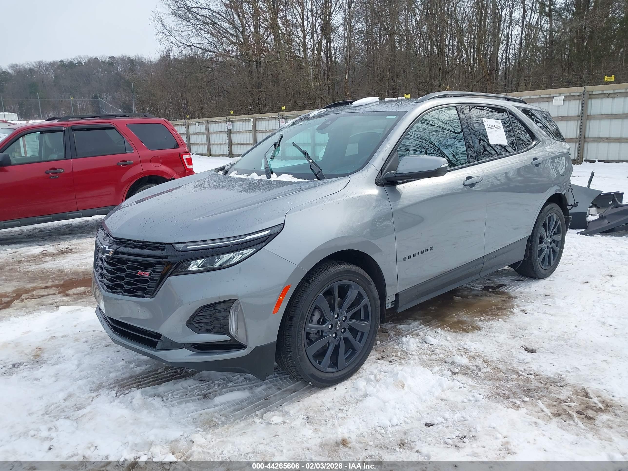 CHEVROLET EQUINOX image 2