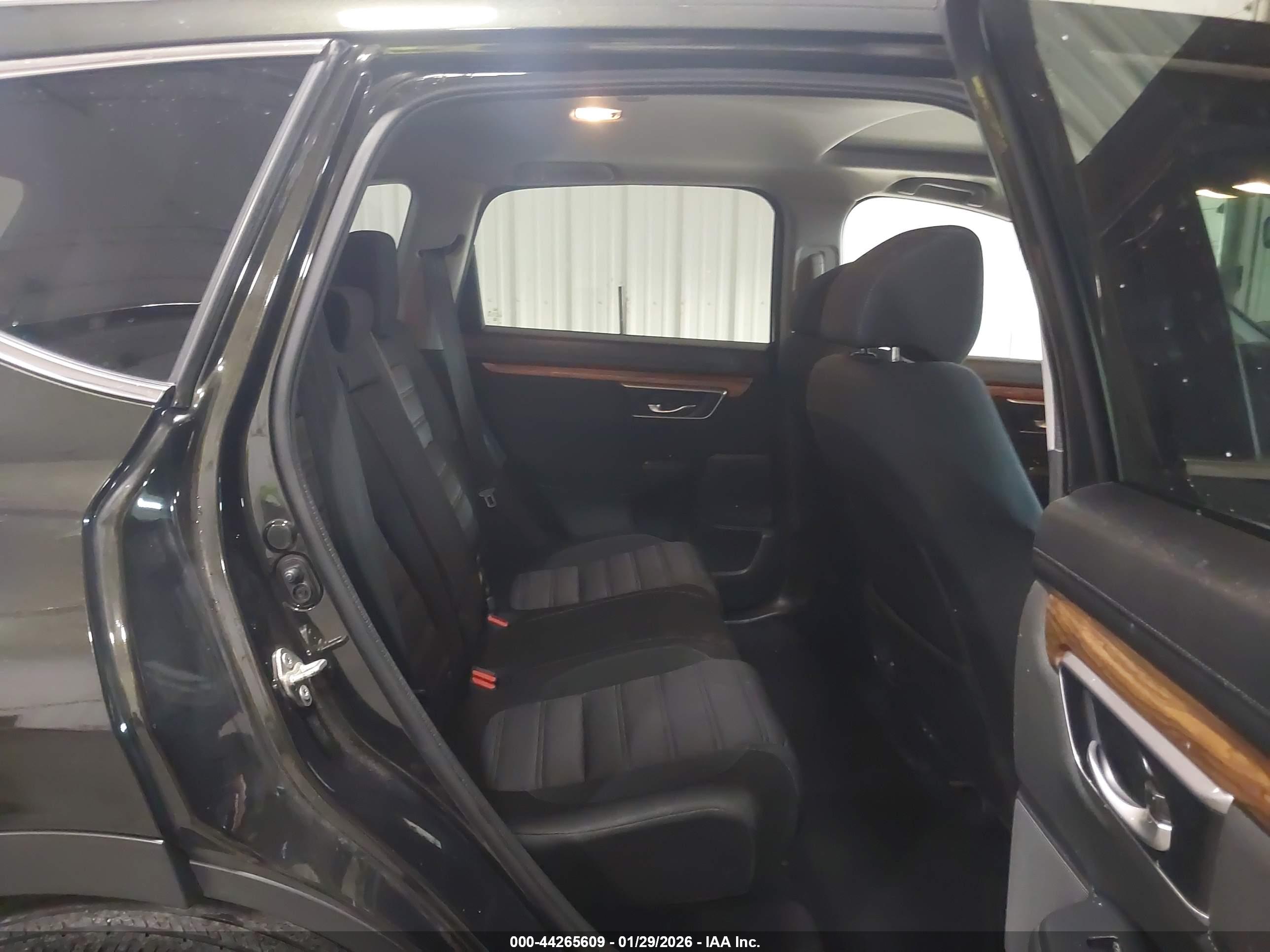 HONDA CR-V image 8