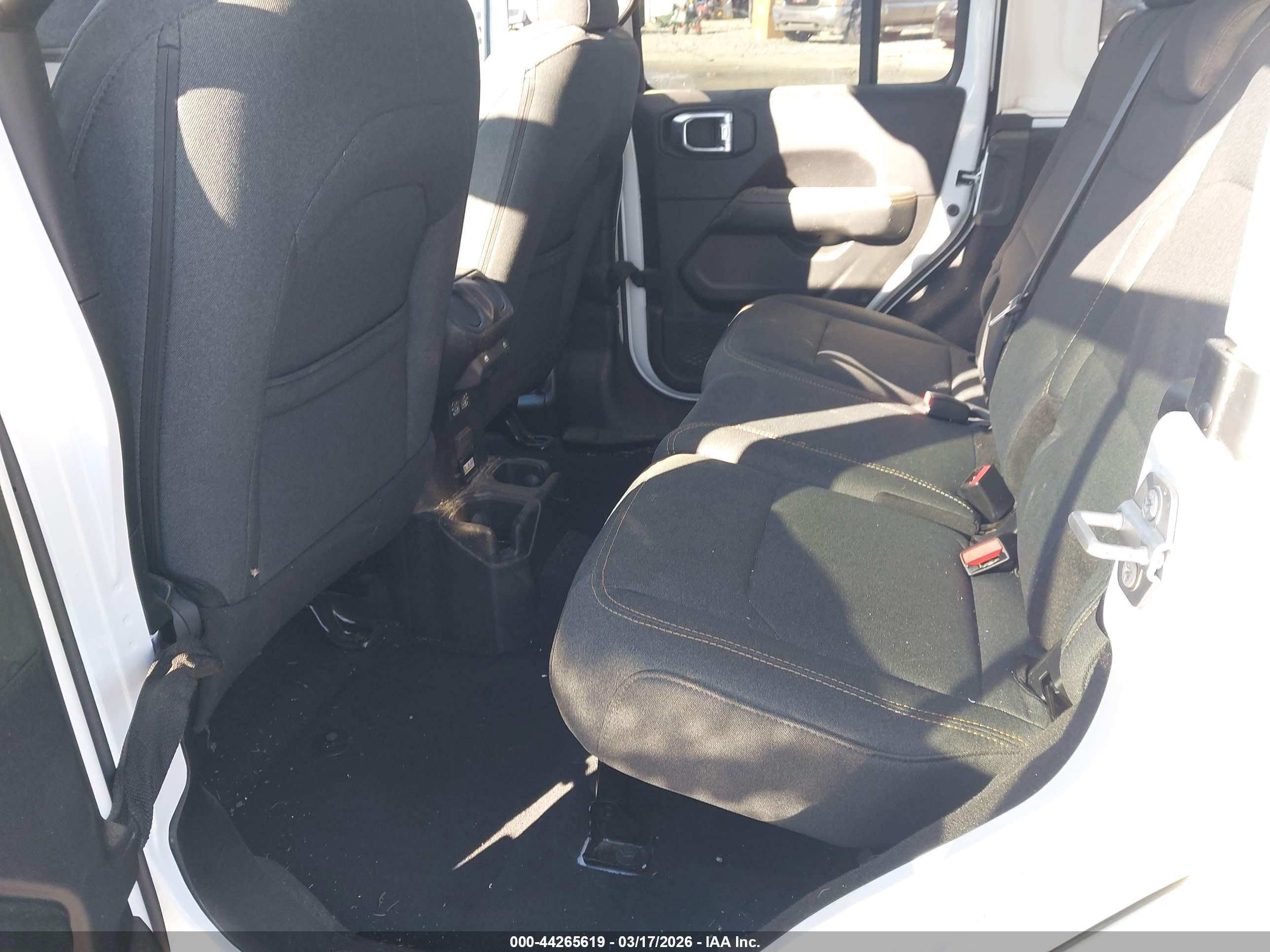 JEEP WRANGLER image 8