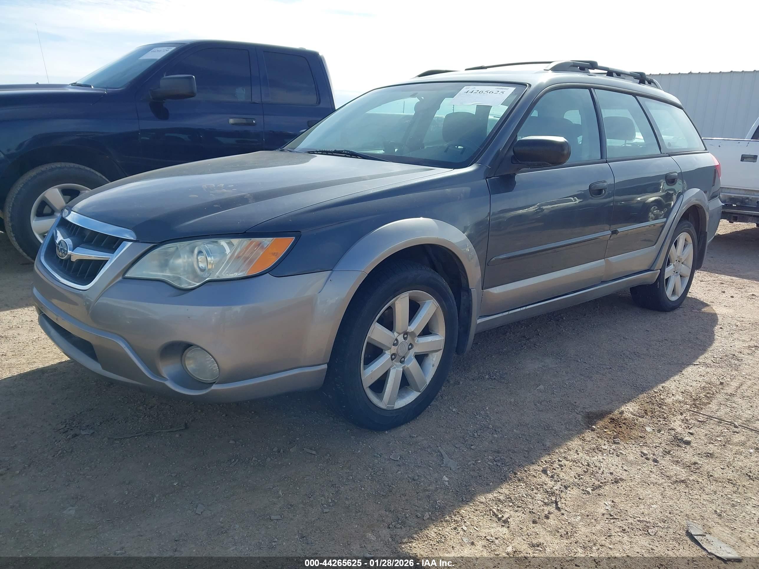 SUBARU OUTBACK image 2