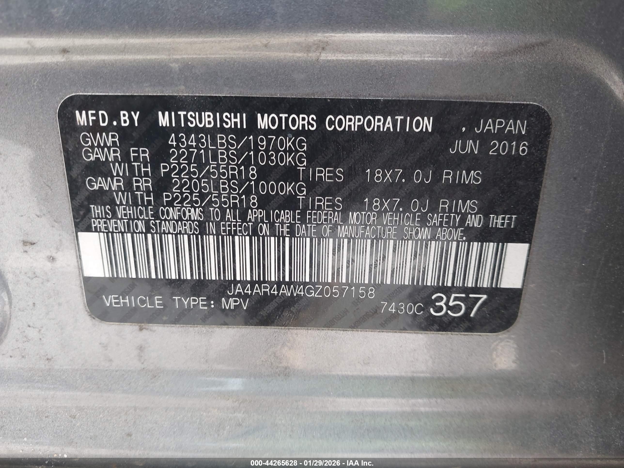 MITSUBISHI OUTLANDER image 9