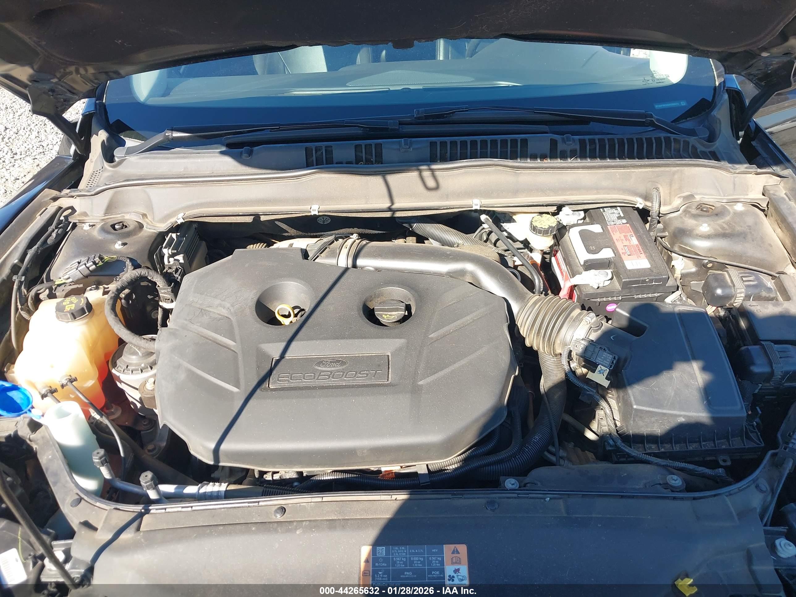 FORD FUSION image 10