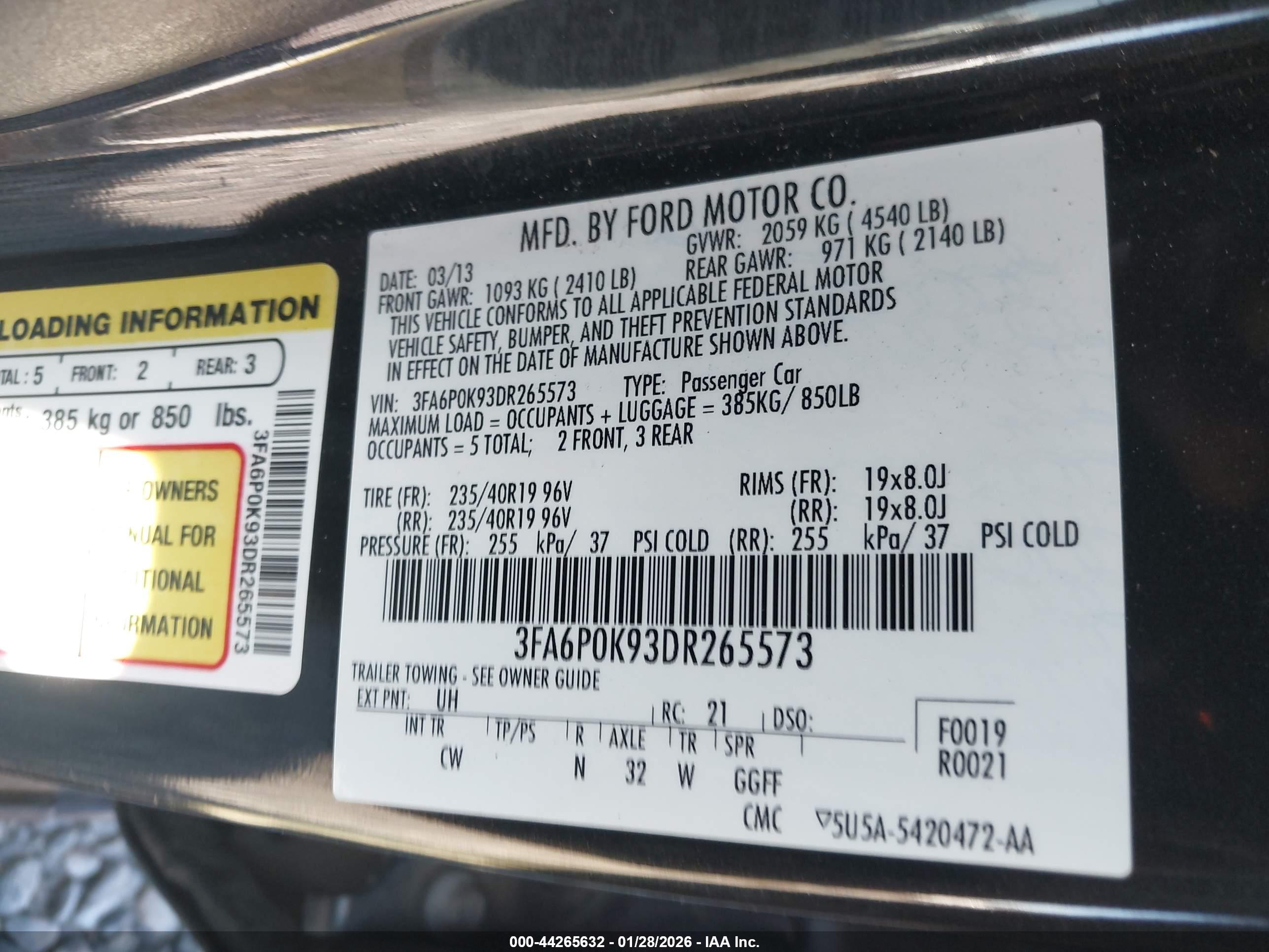 FORD FUSION image 9