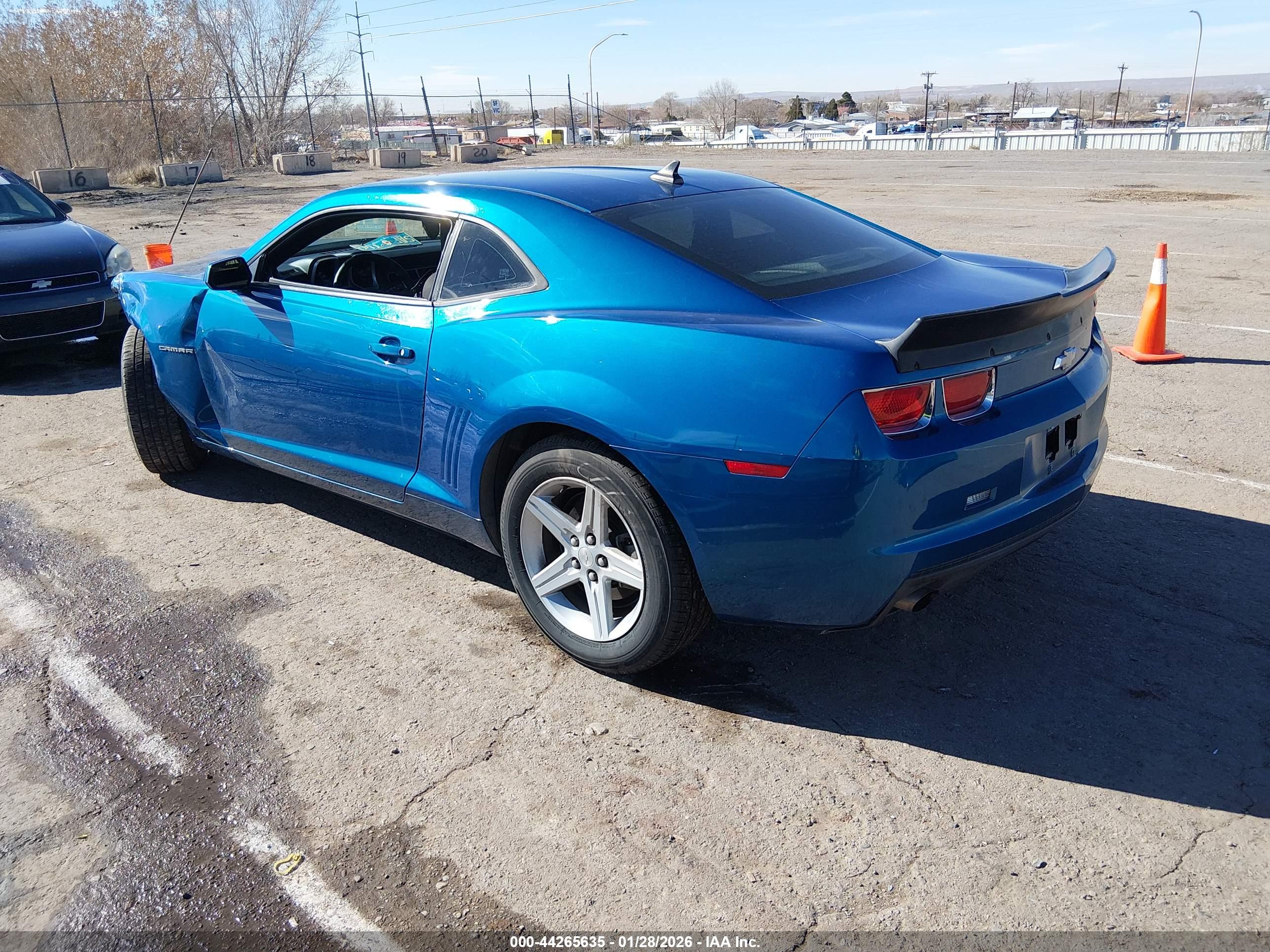 CHEVROLET CAMARO image 3