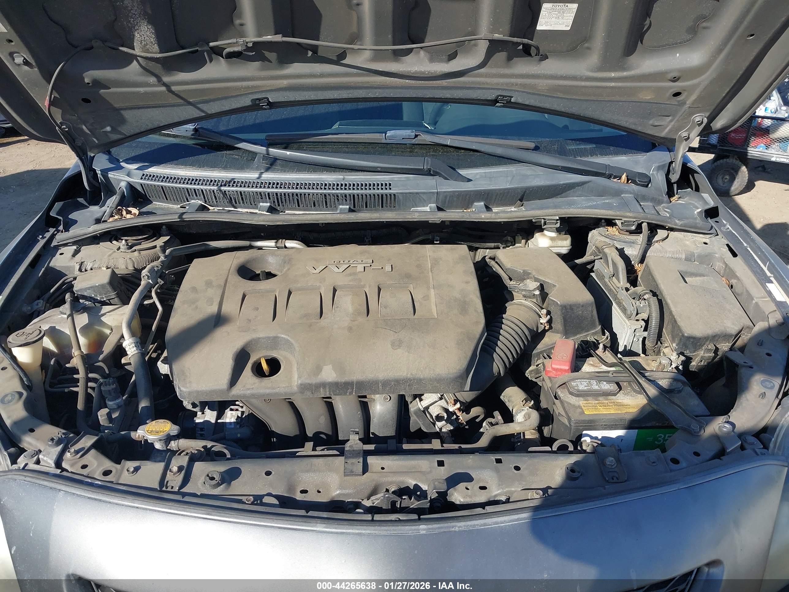 TOYOTA COROLLA image 10