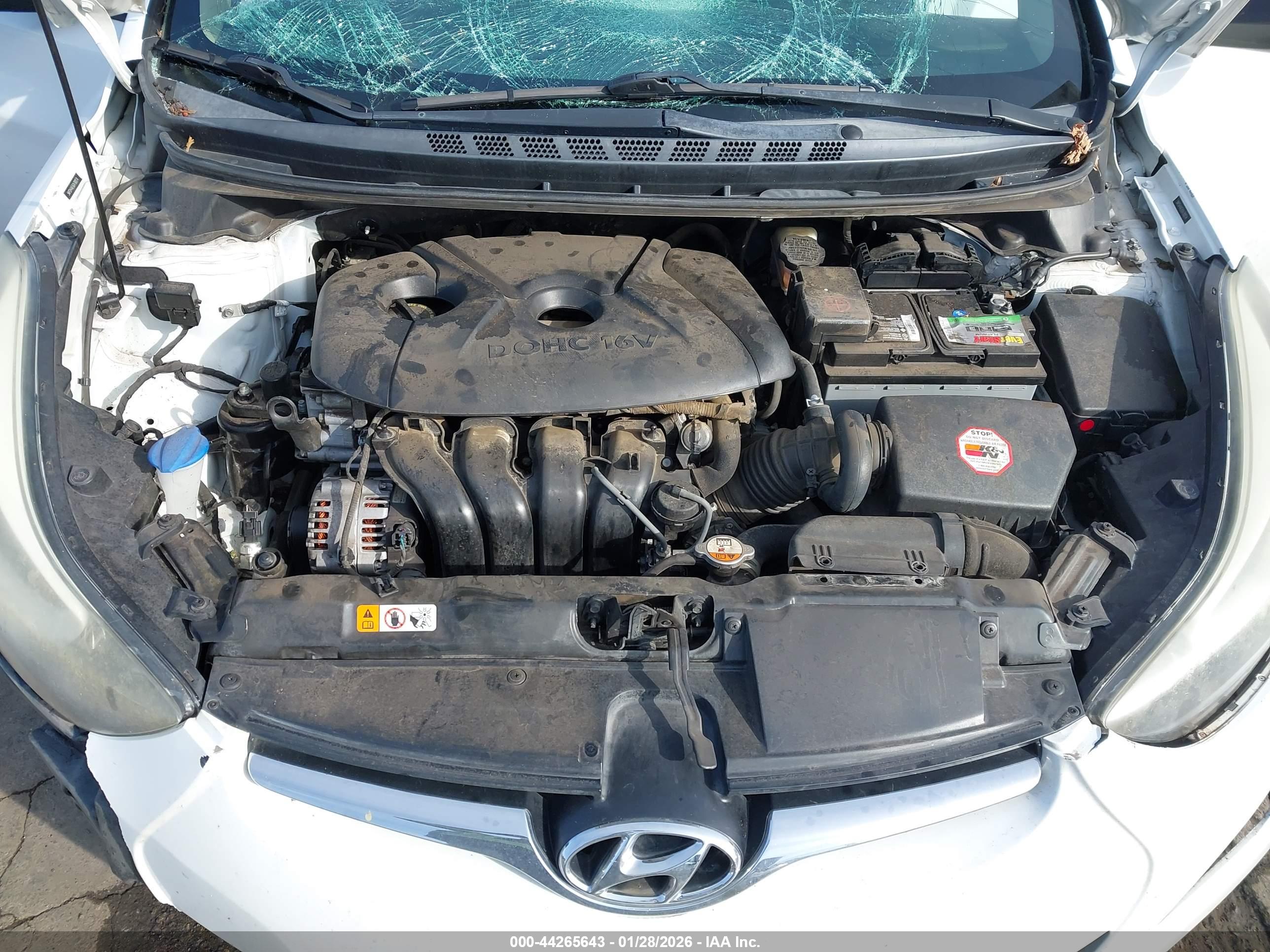 HYUNDAI ELANTRA image 10