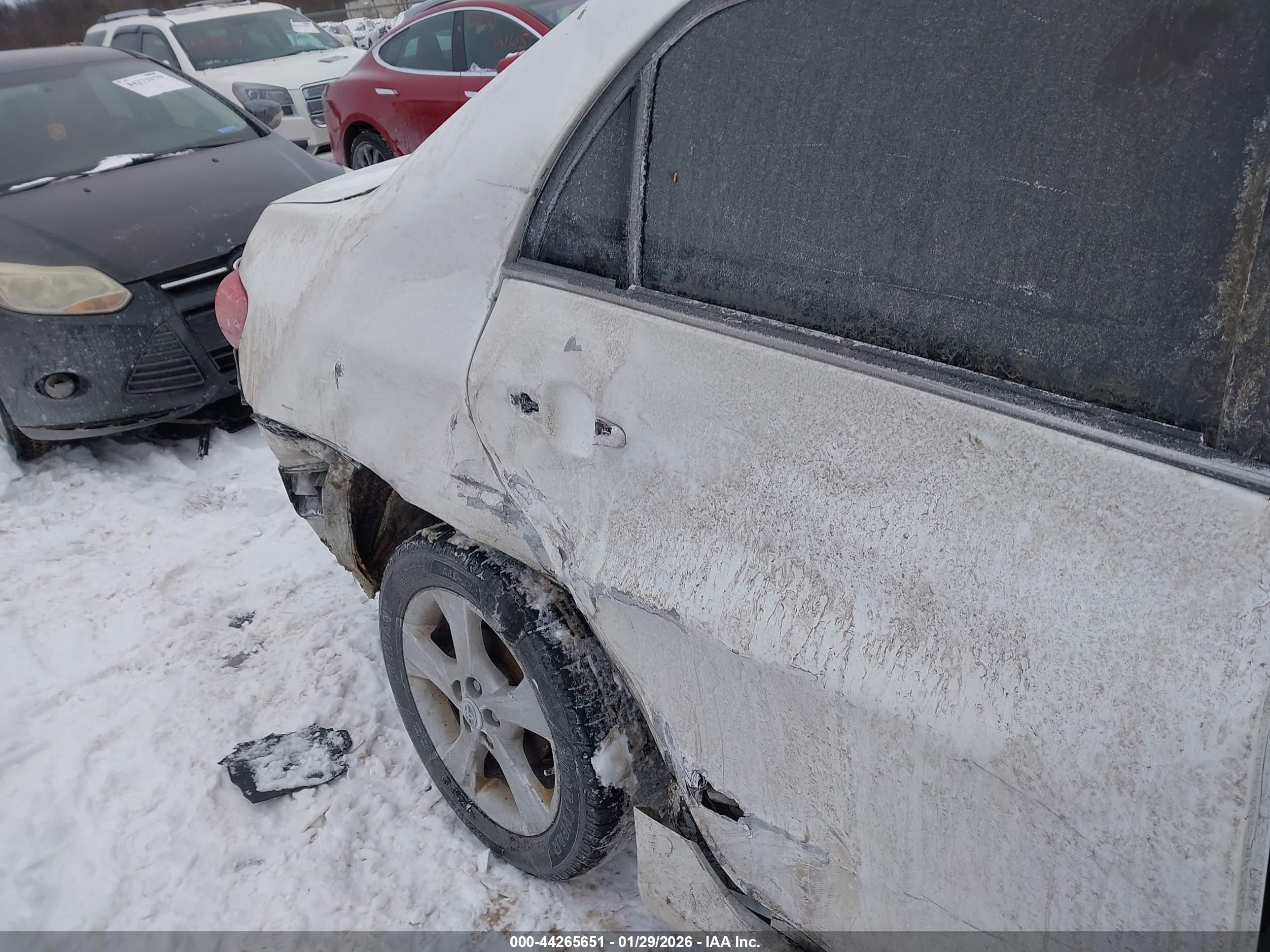 TOYOTA COROLLA image 6