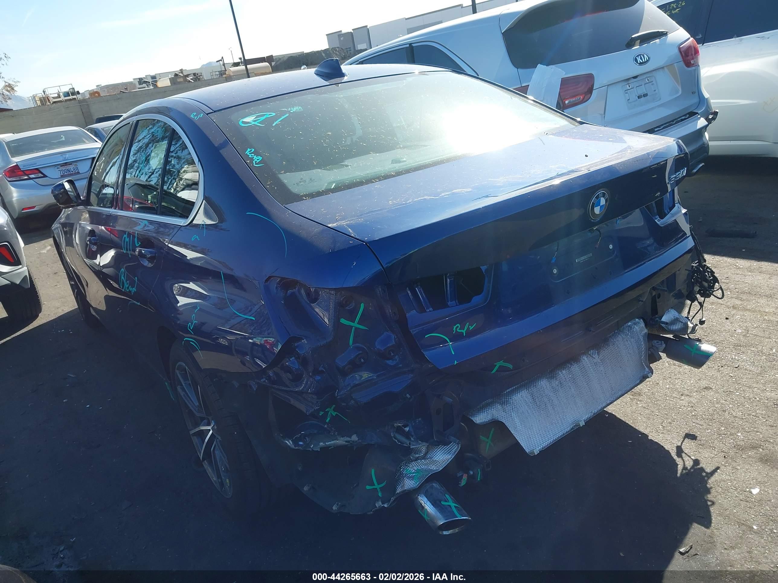 BMW 330I image 6