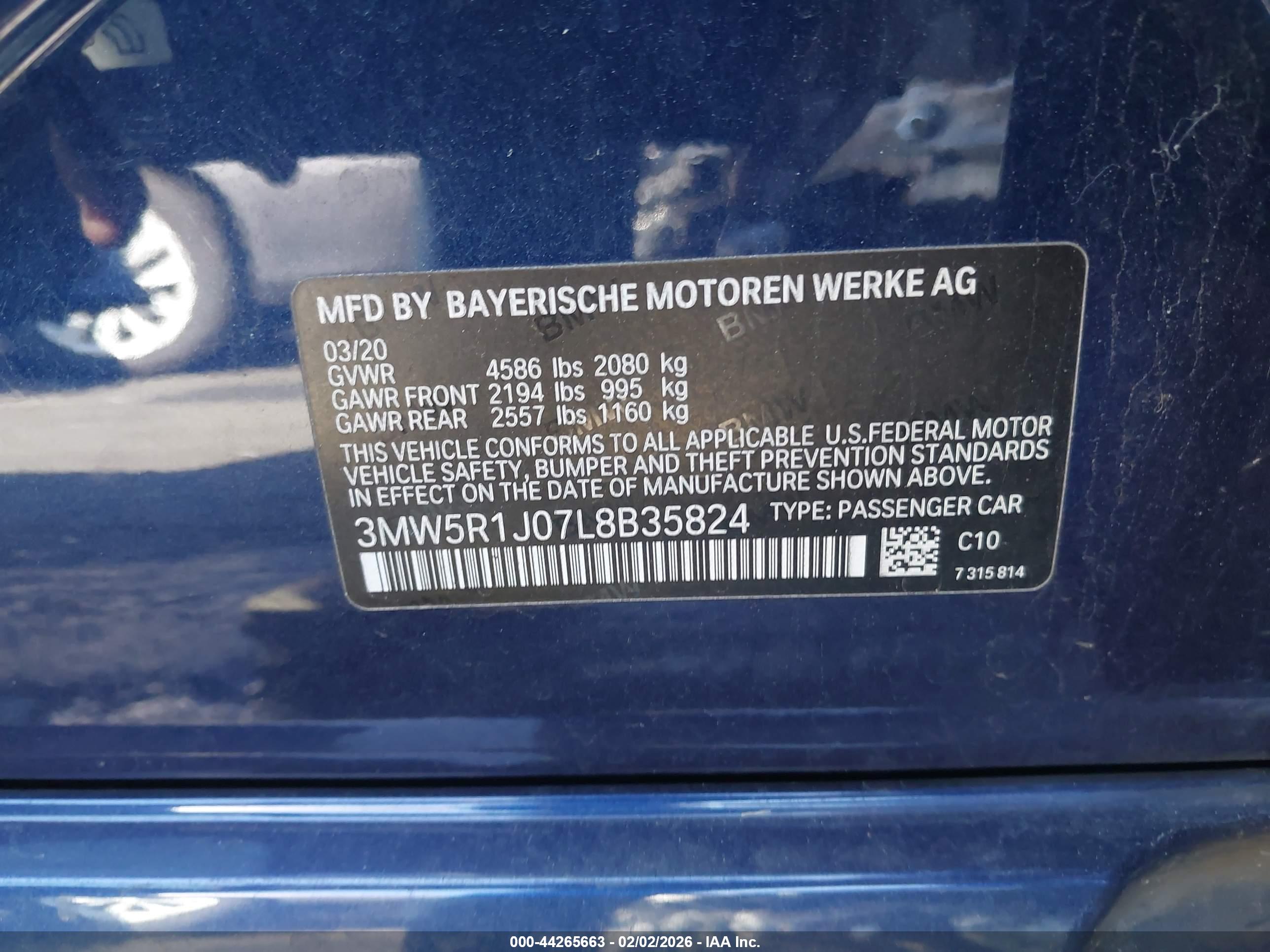 BMW 330I image 9