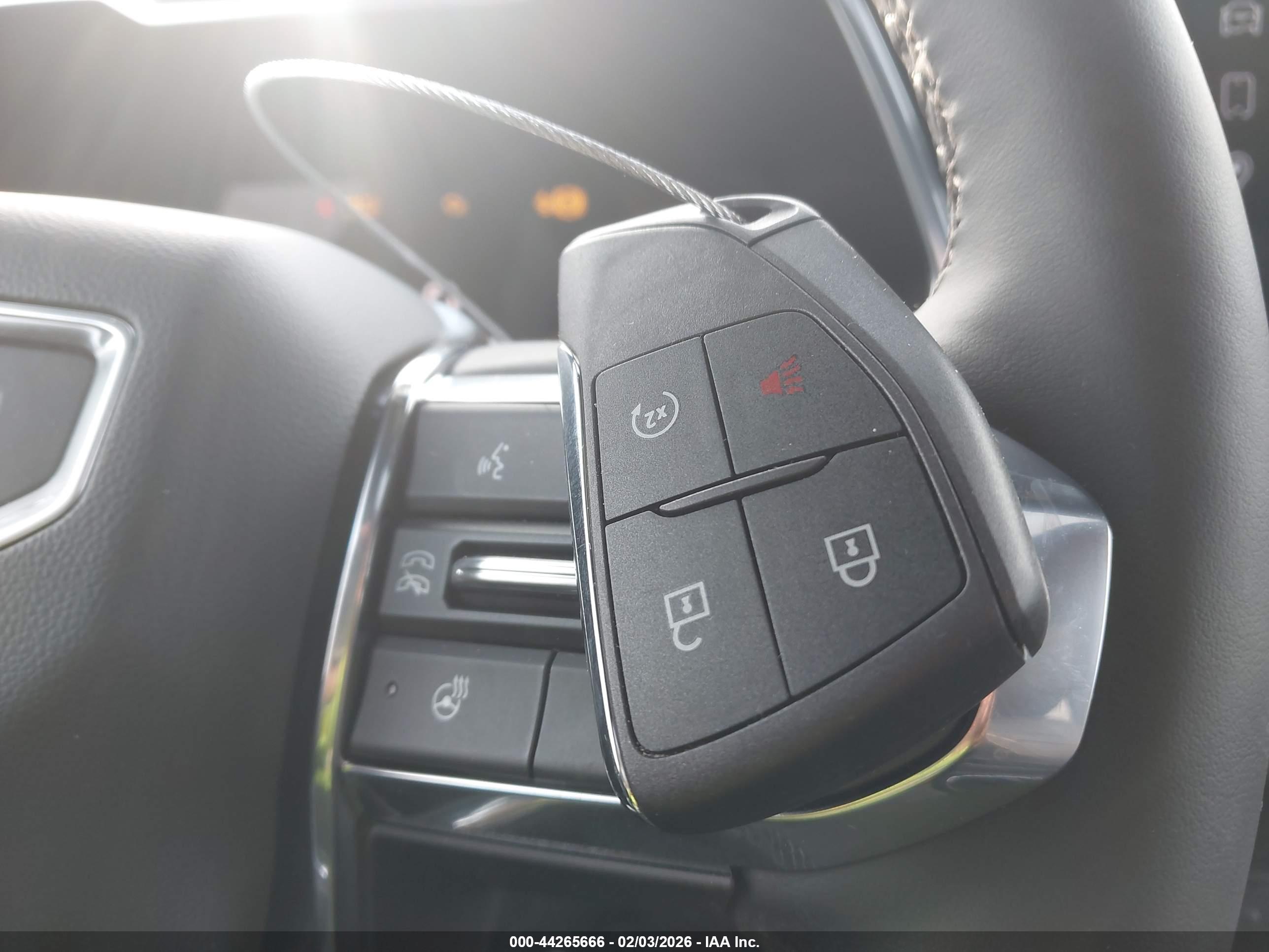 GMC CANYON image 11