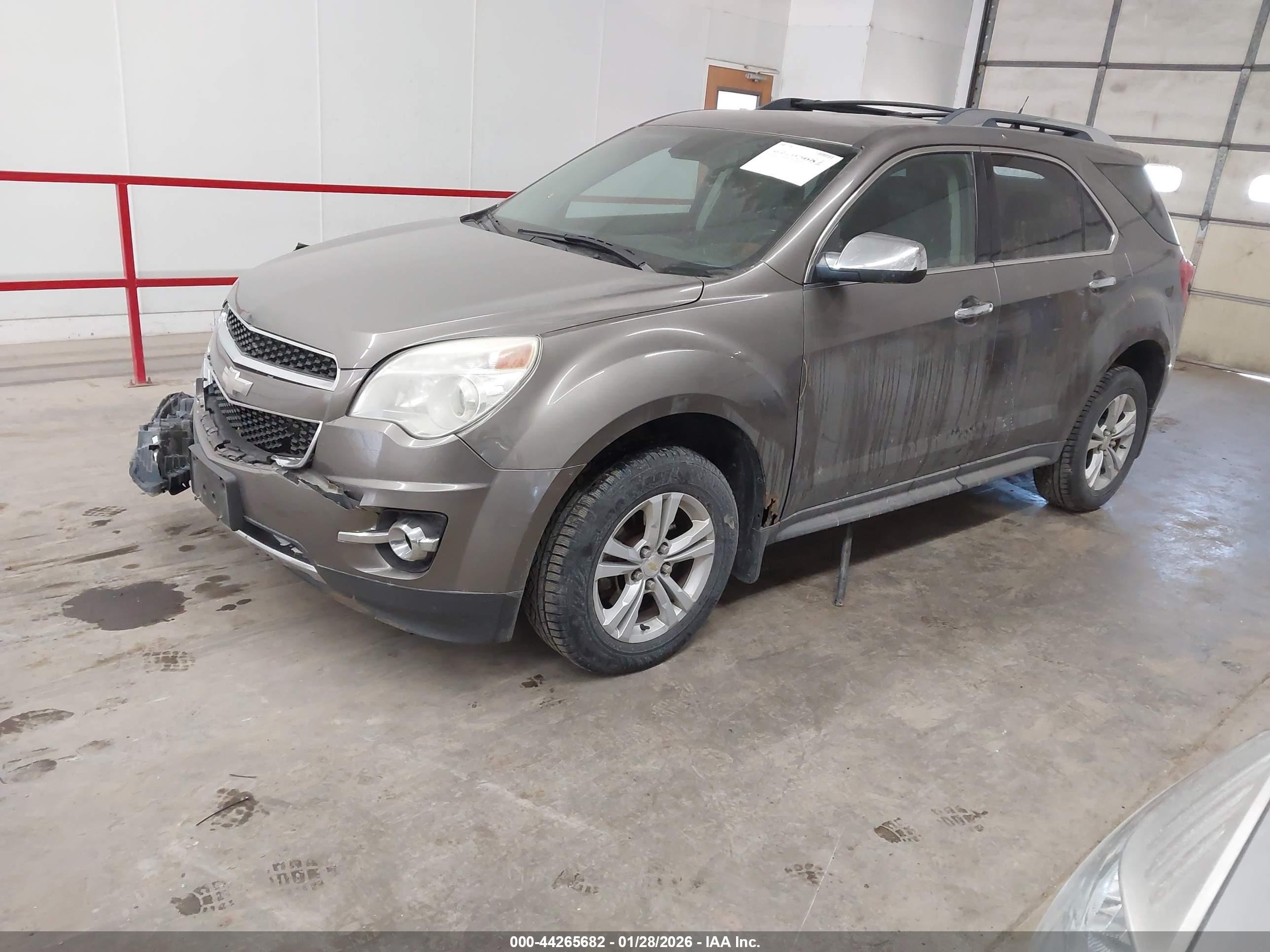 CHEVROLET EQUINOX image 2