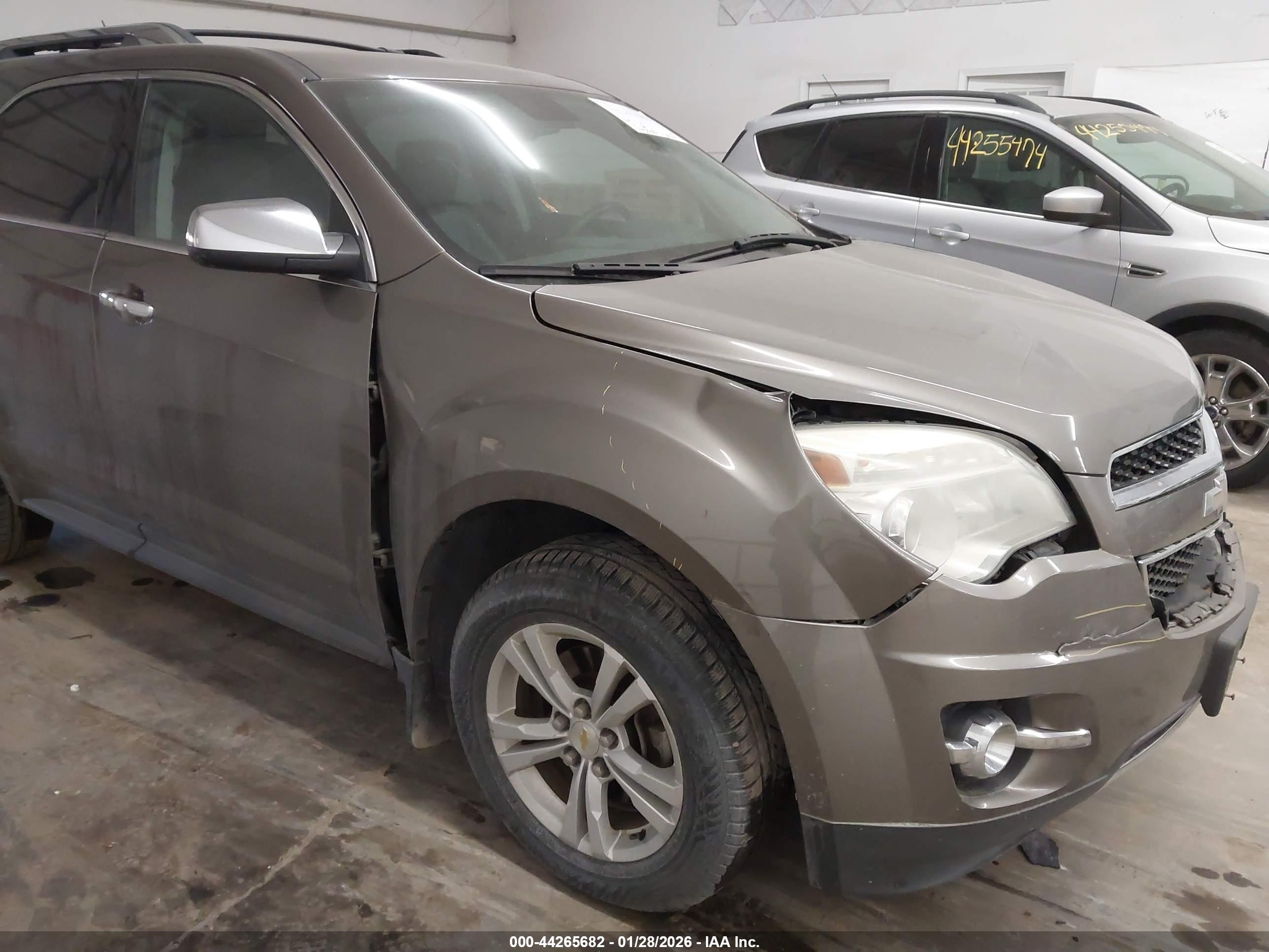 CHEVROLET EQUINOX image 6