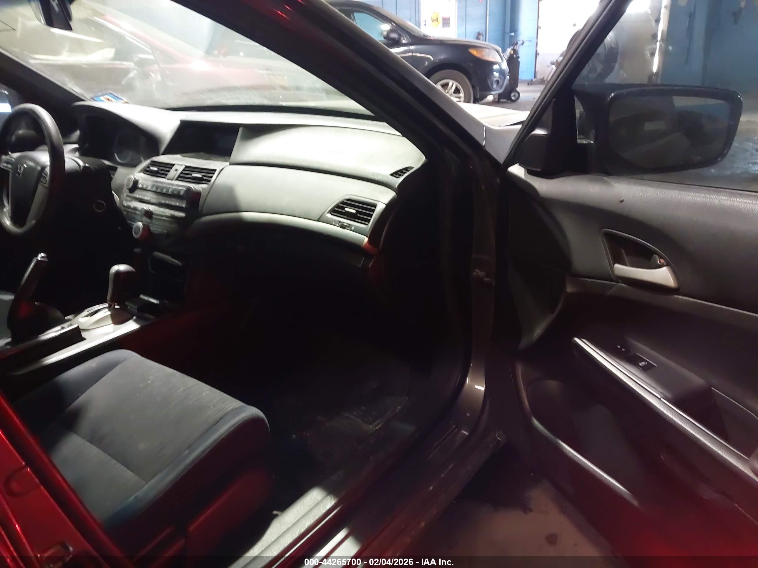 HONDA ACCORD image 5