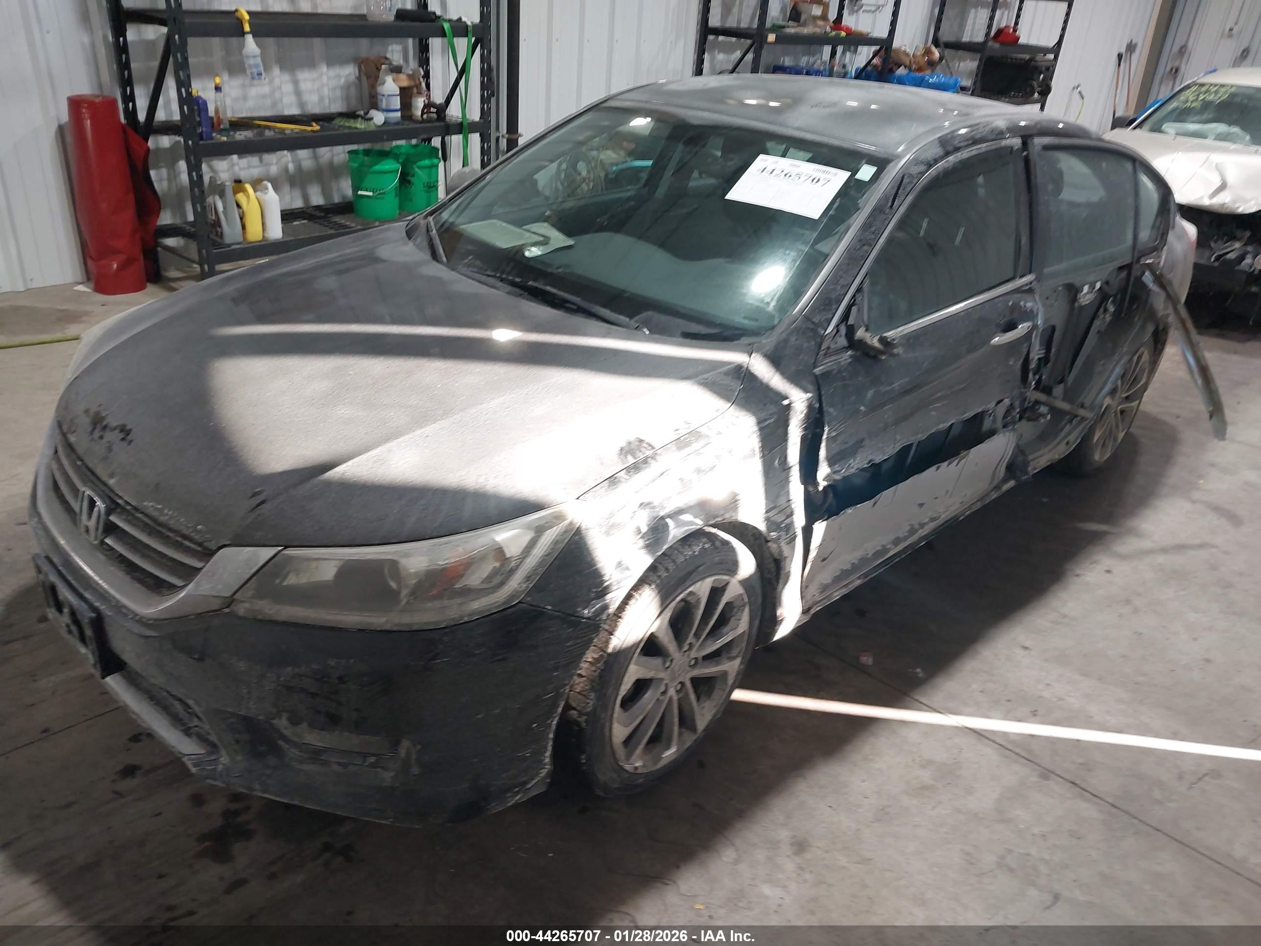 HONDA ACCORD image 2