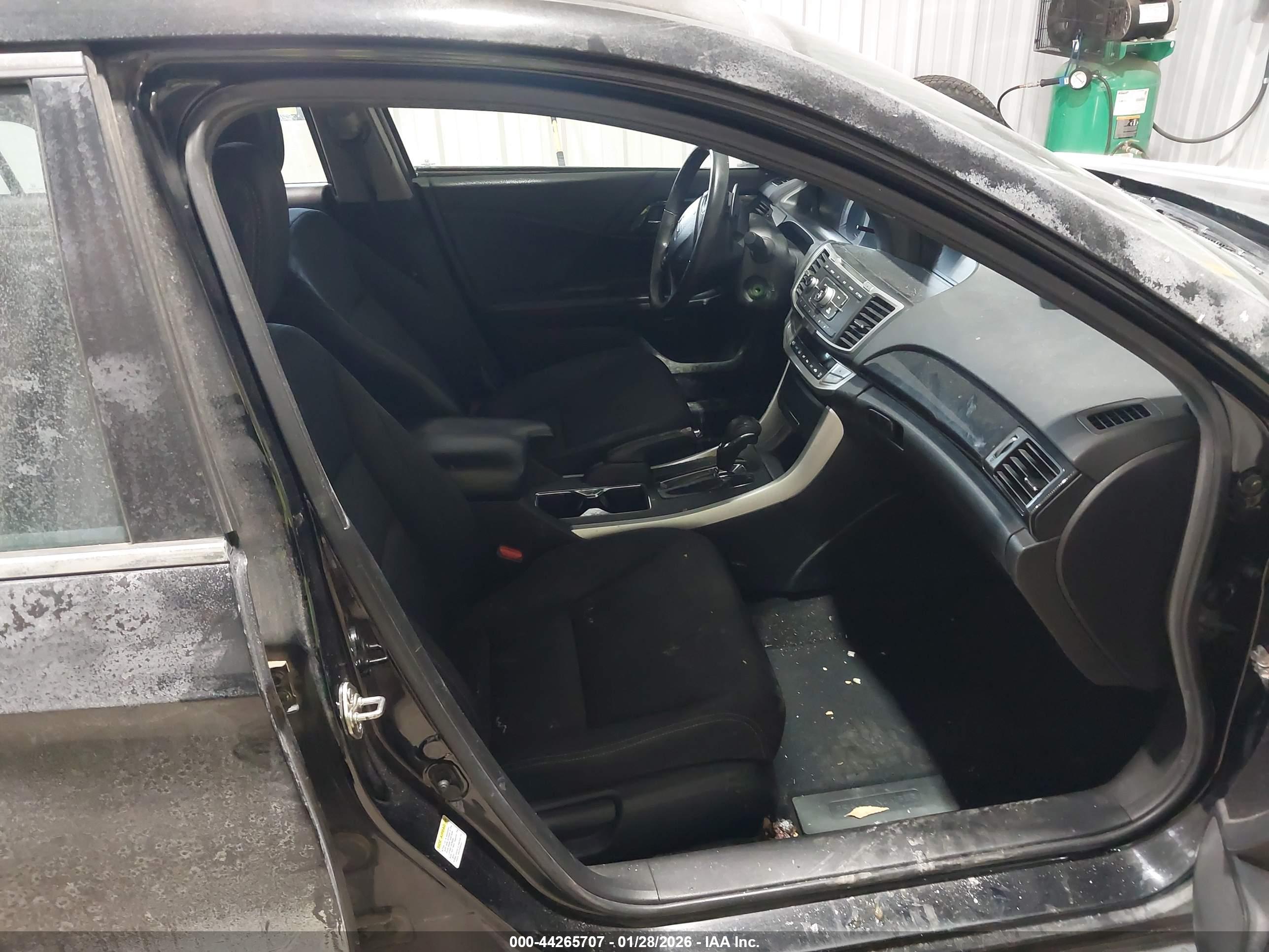 HONDA ACCORD image 5