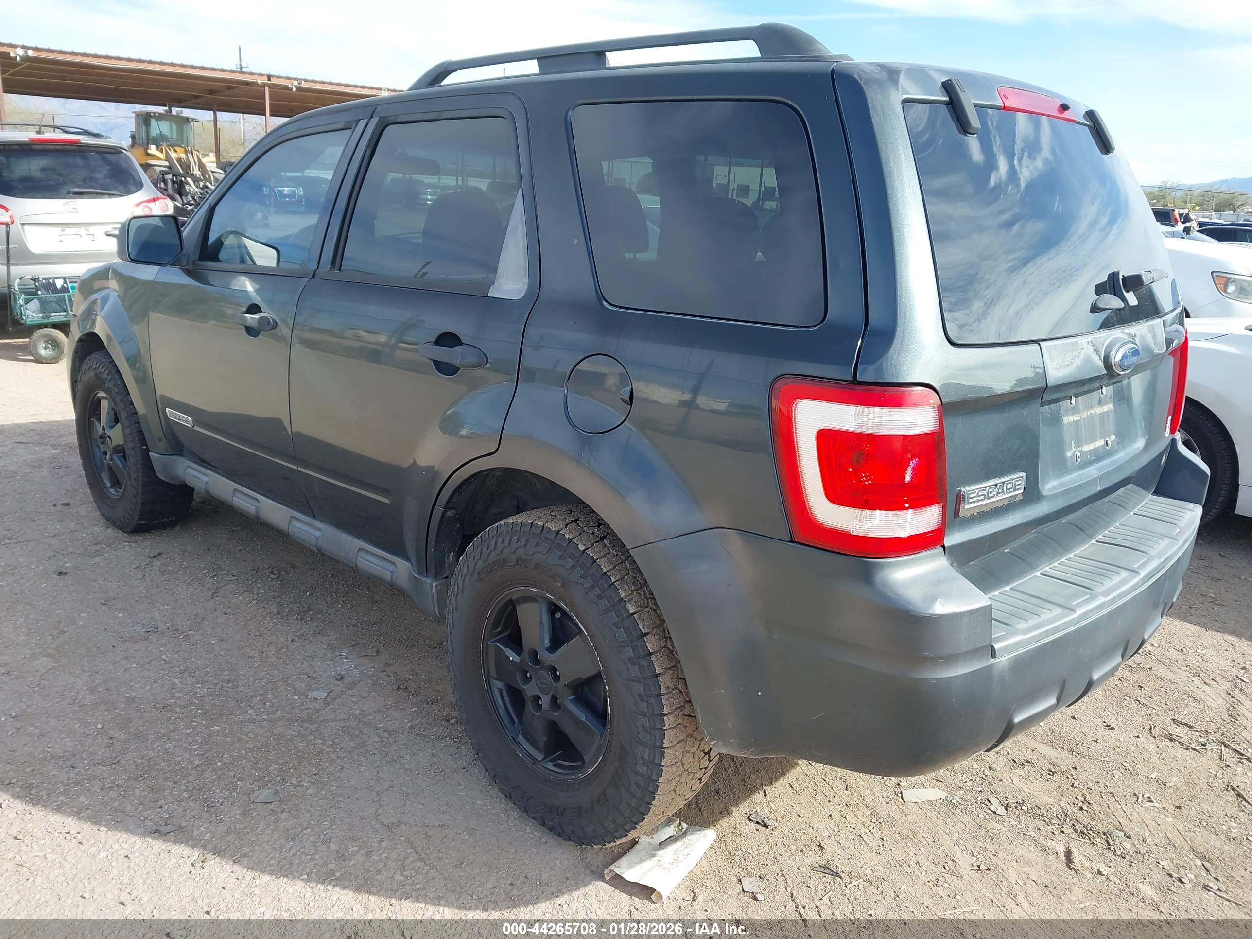 FORD ESCAPE image 3
