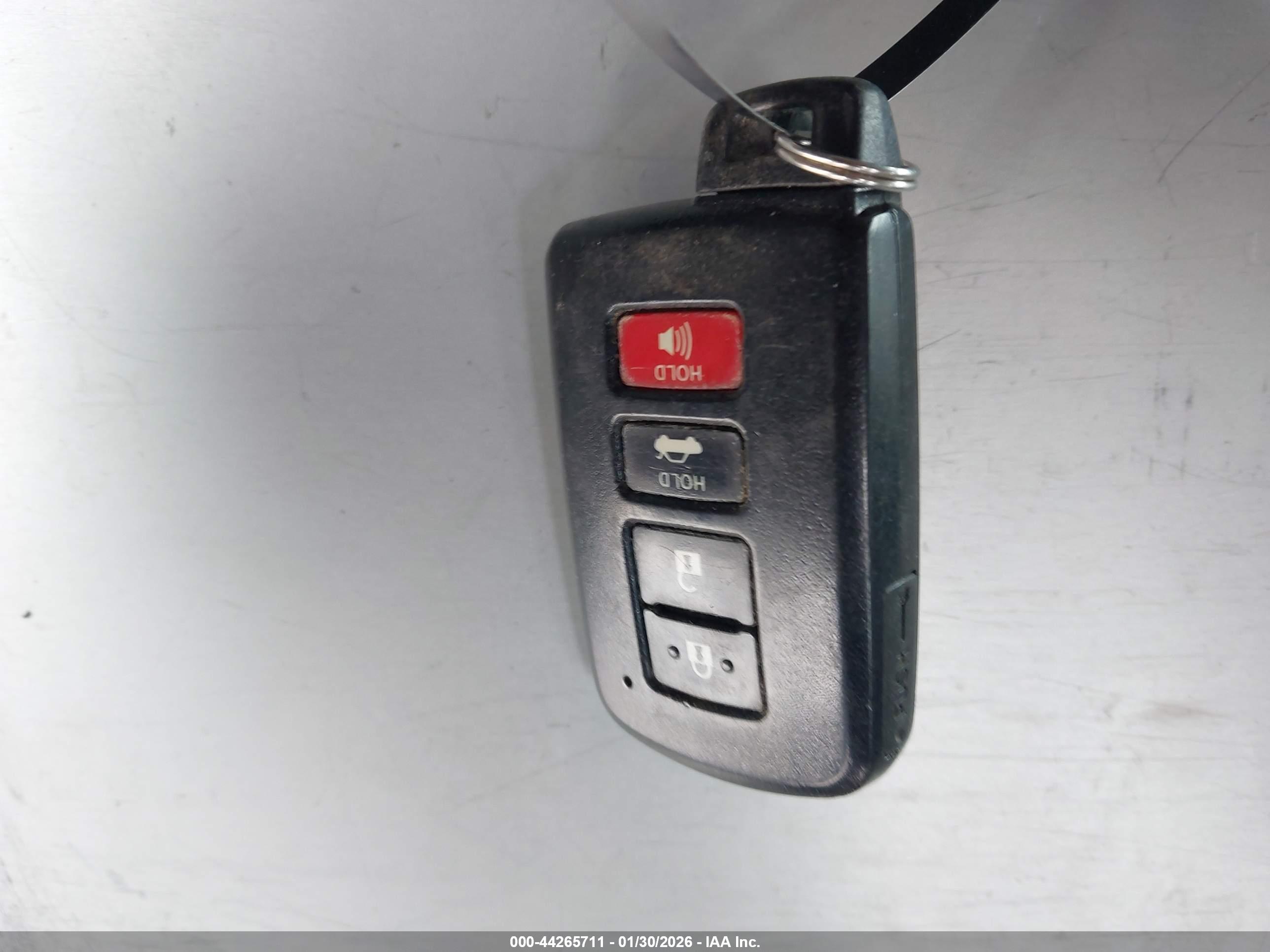 TOYOTA COROLLA image 11