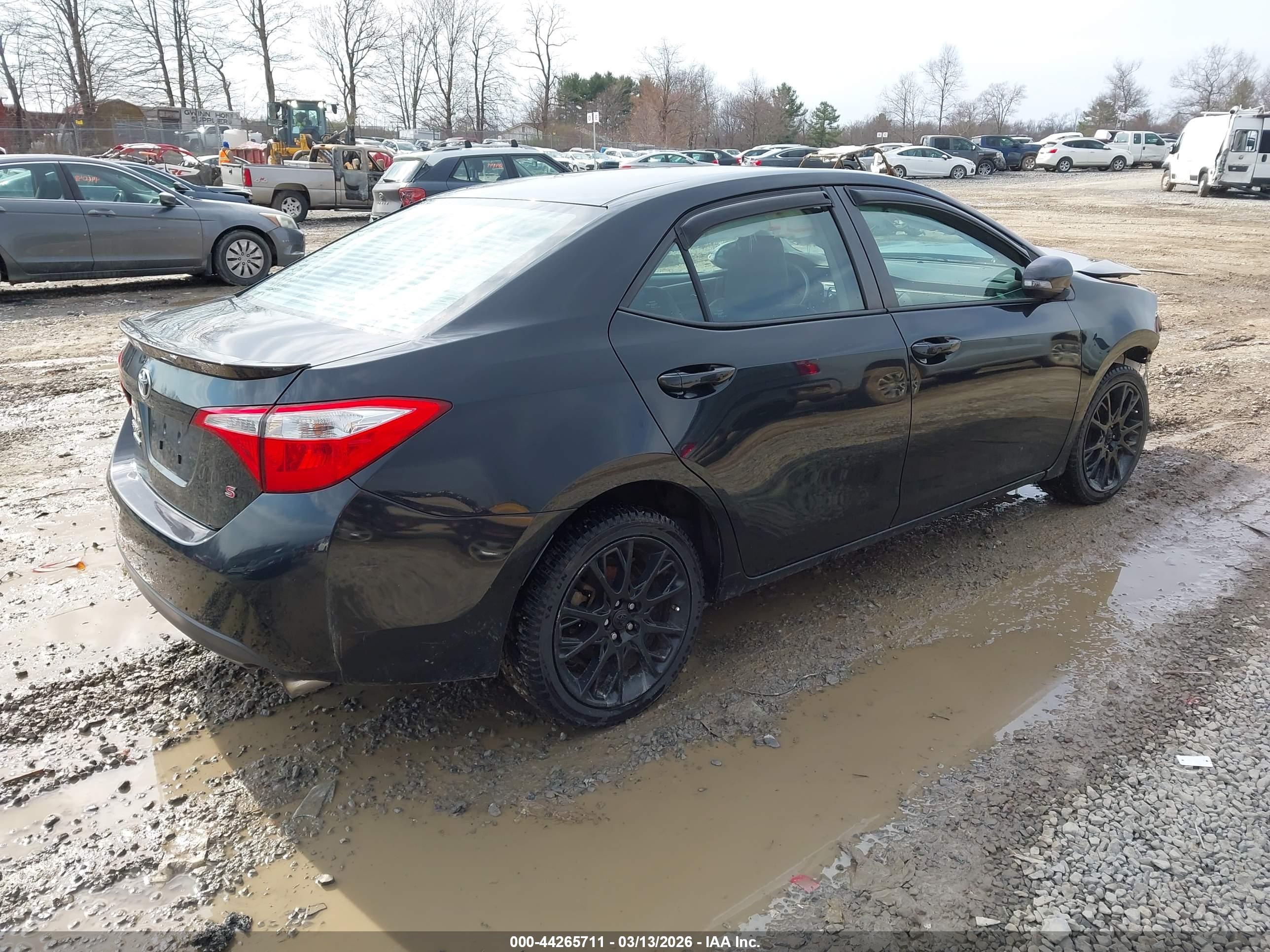 TOYOTA COROLLA image 4