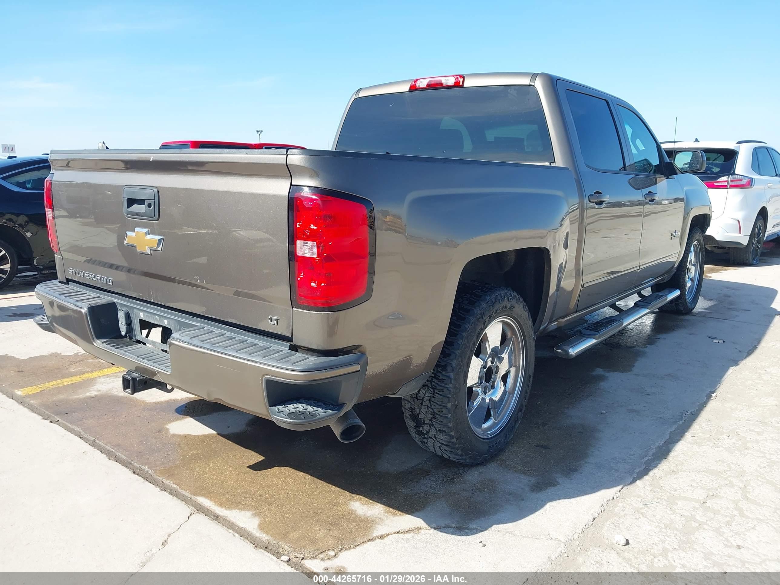 CHEVROLET SILVERADO image 4