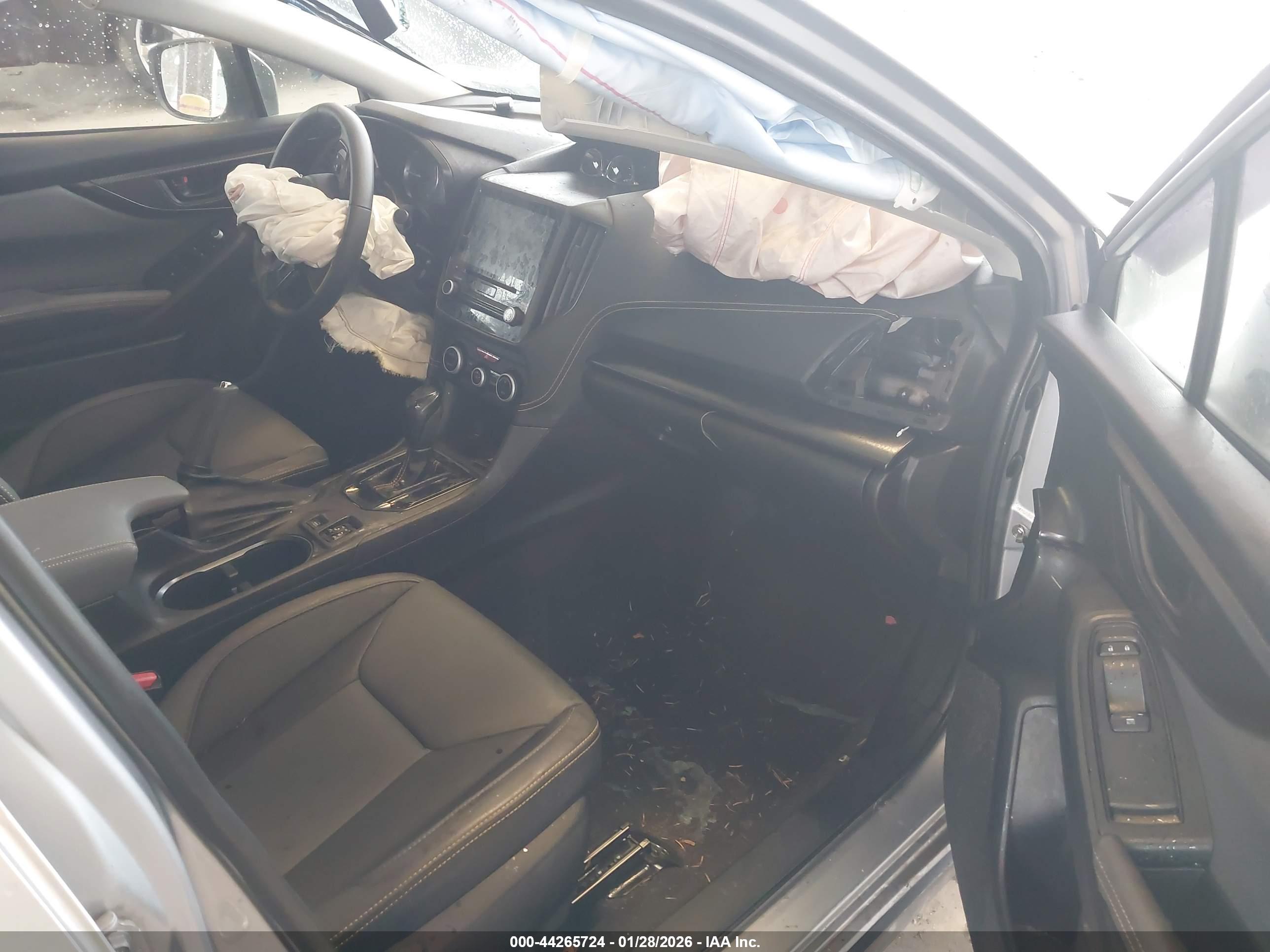 SUBARU CROSSTREK image 5