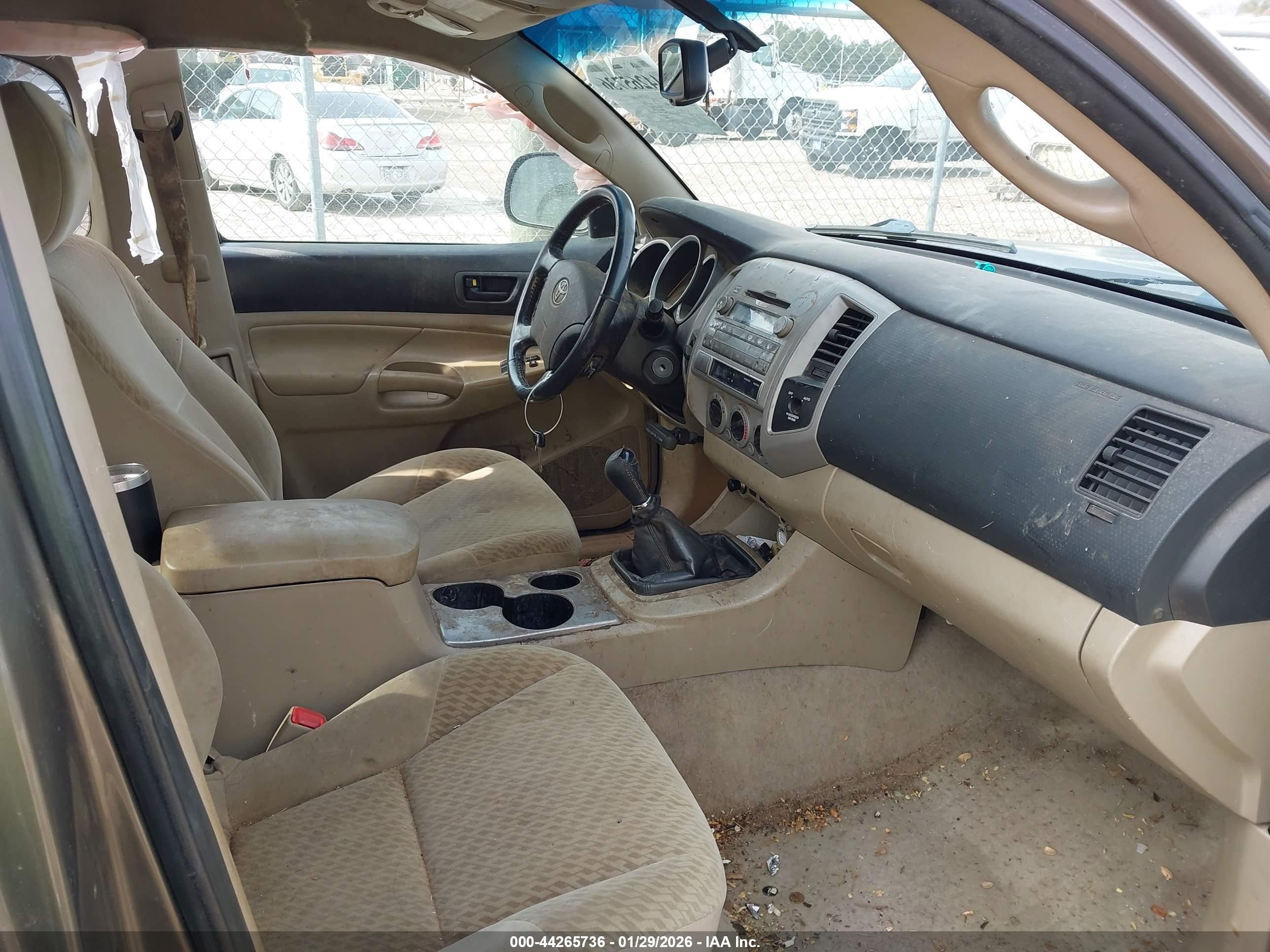 TOYOTA TACOMA image 5