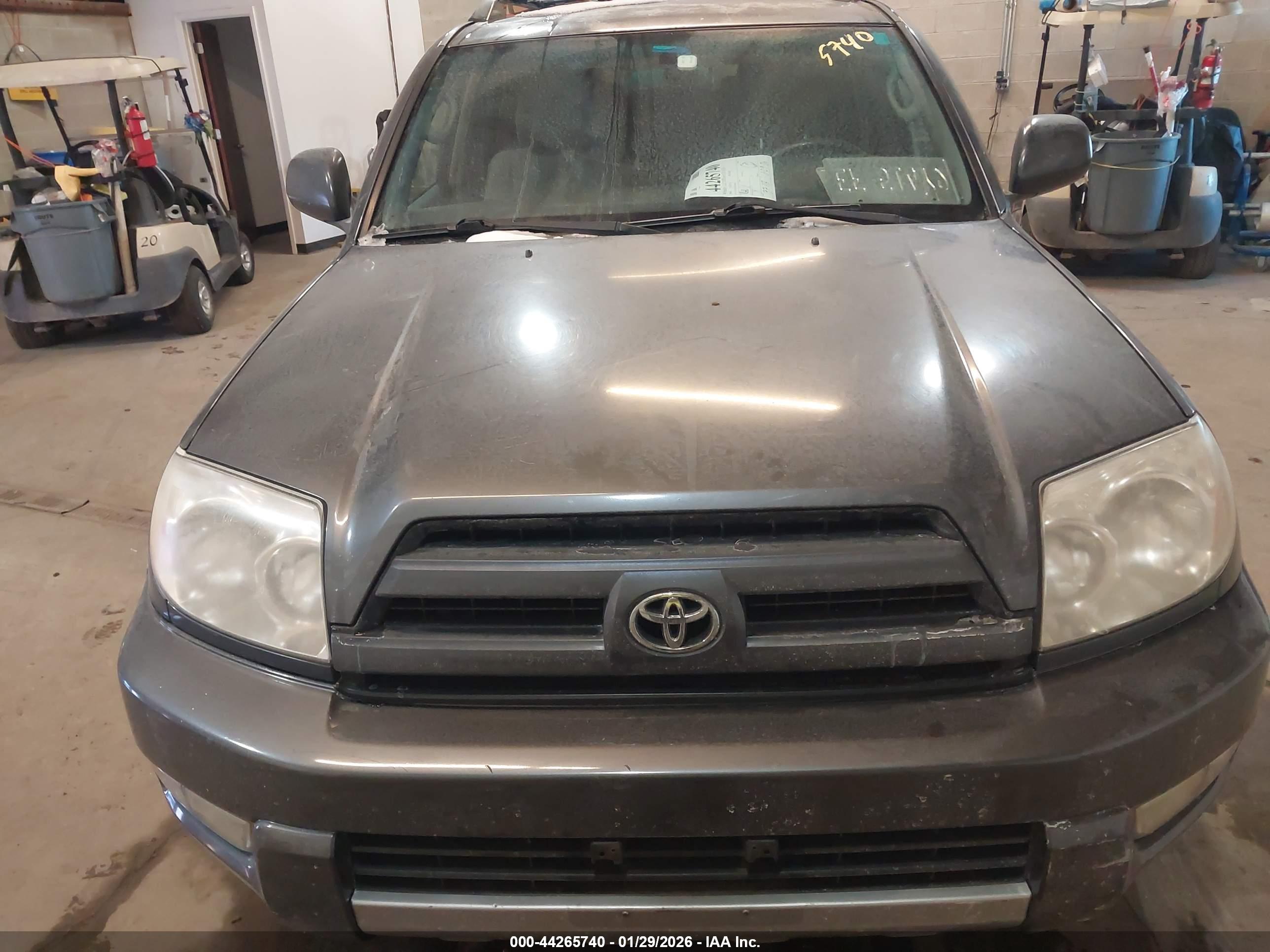 TOYOTA 4RUNNER image 6