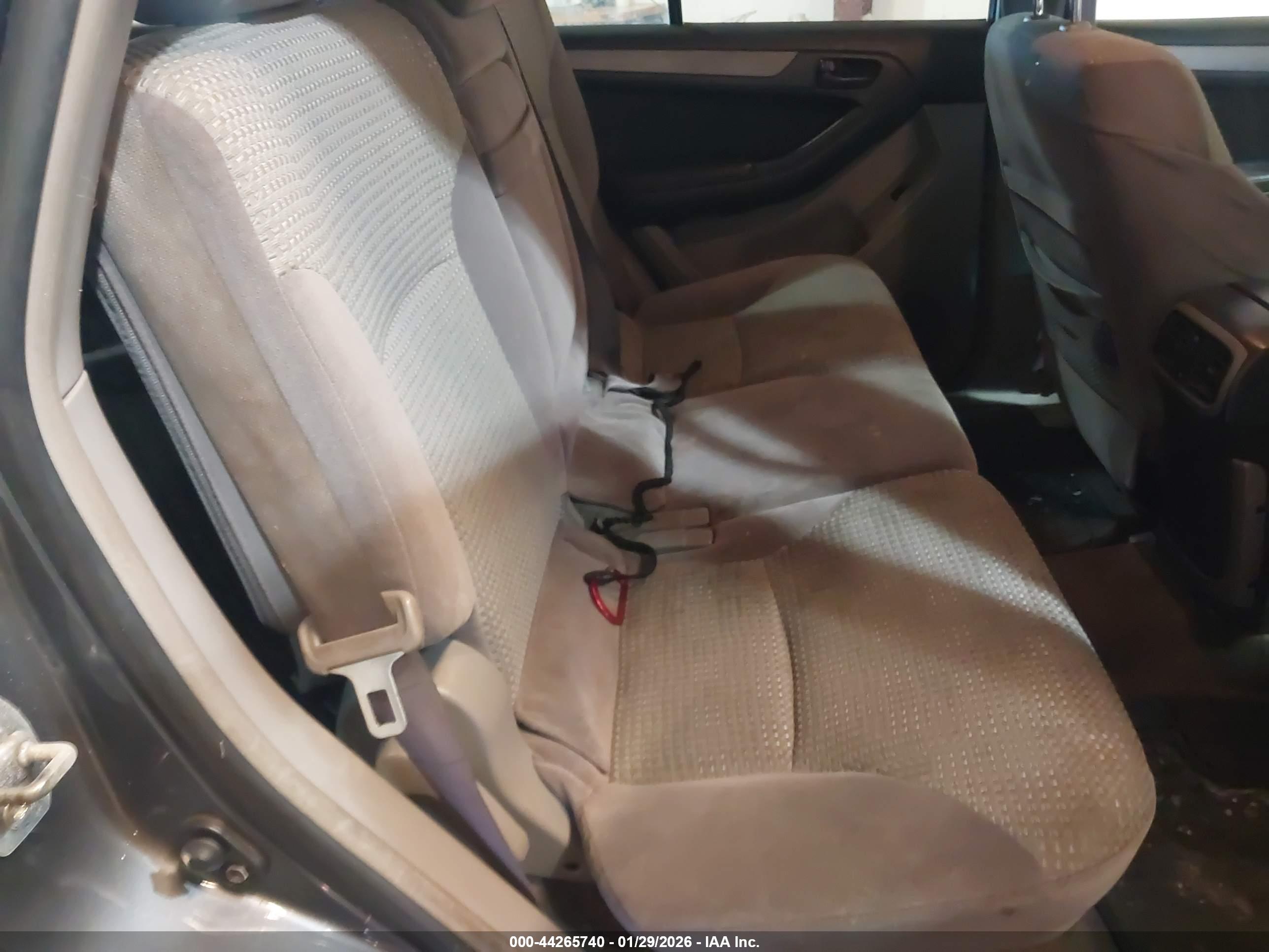 TOYOTA 4RUNNER image 8
