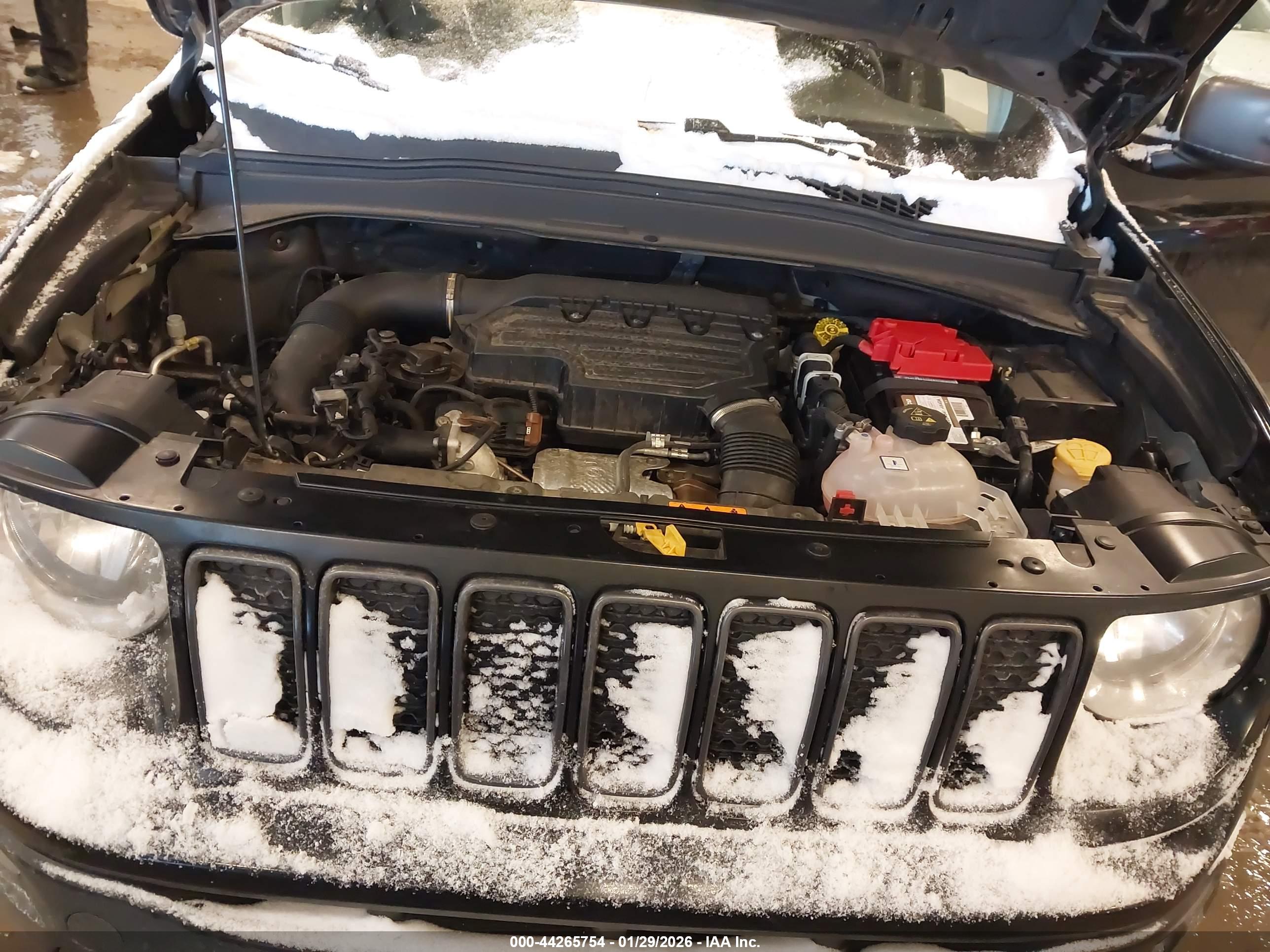 JEEP RENEGADE image 10