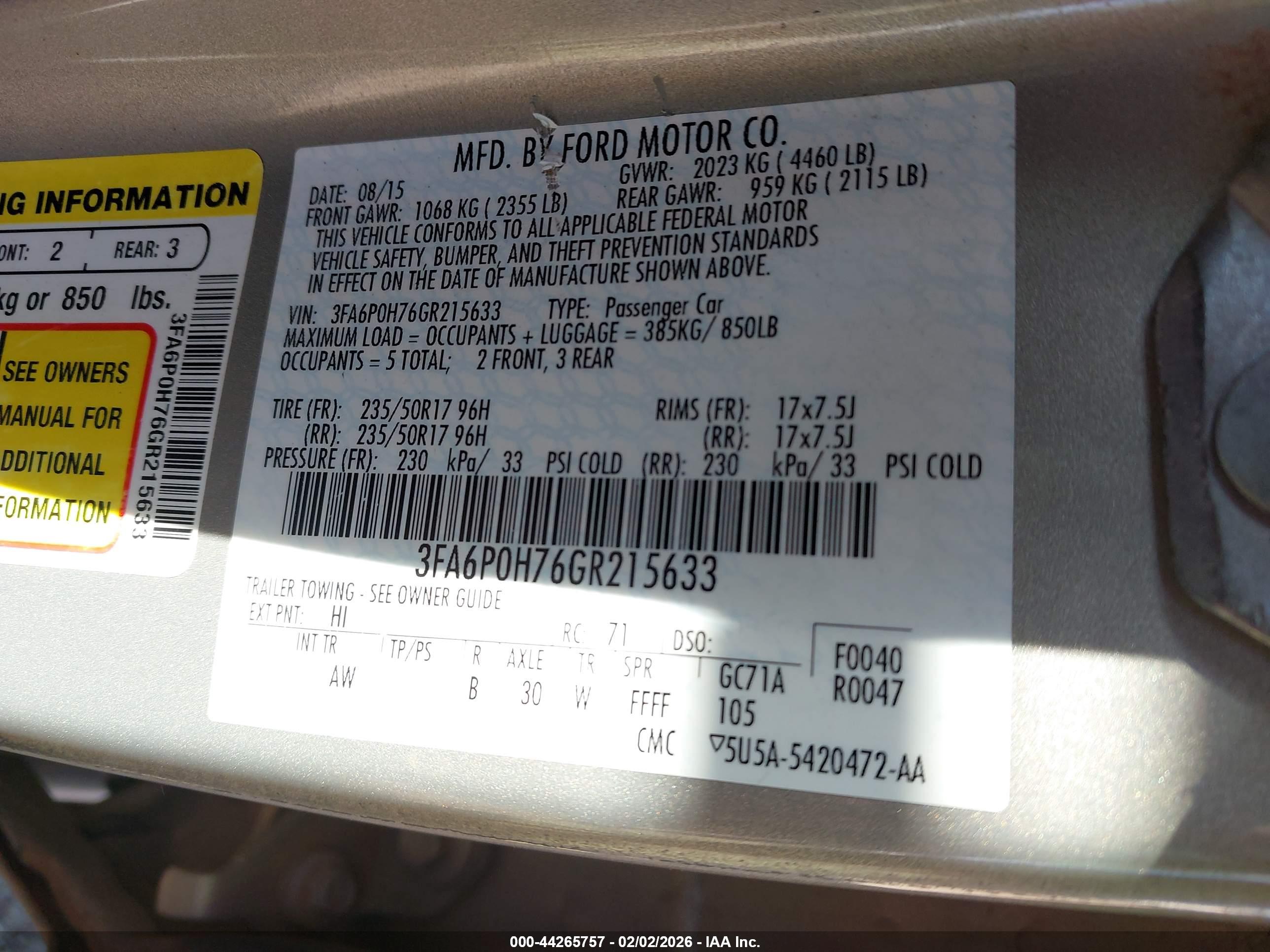 FORD FUSION image 9