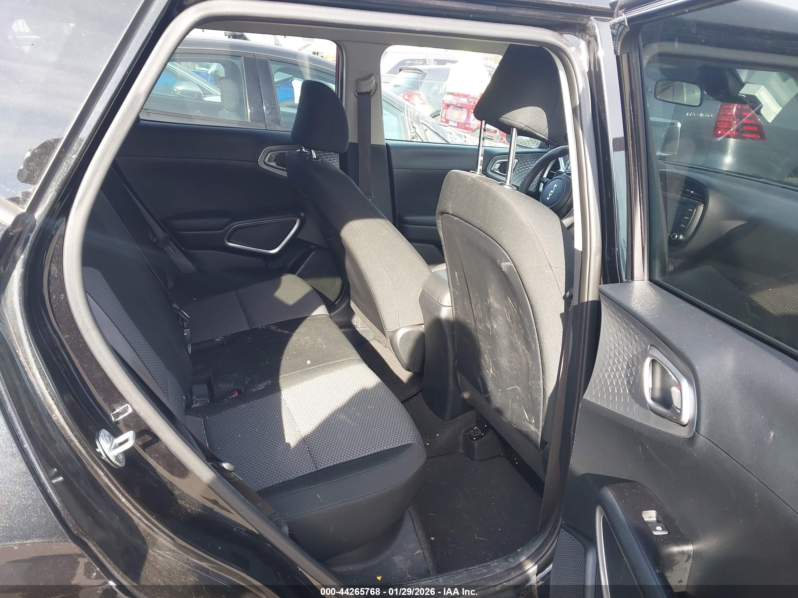 KIA SOUL image 8