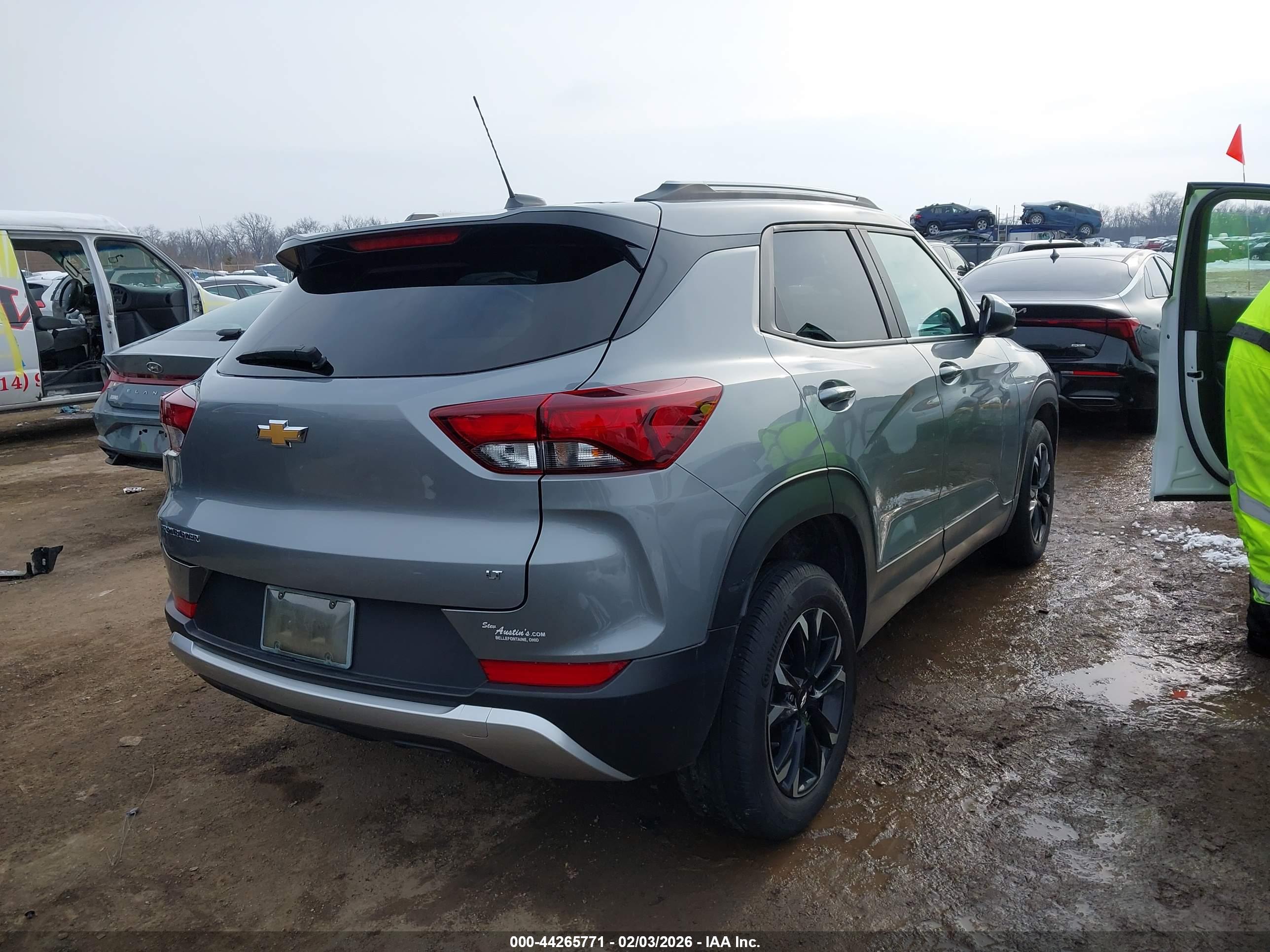 CHEVROLET TRAILBLAZER image 4