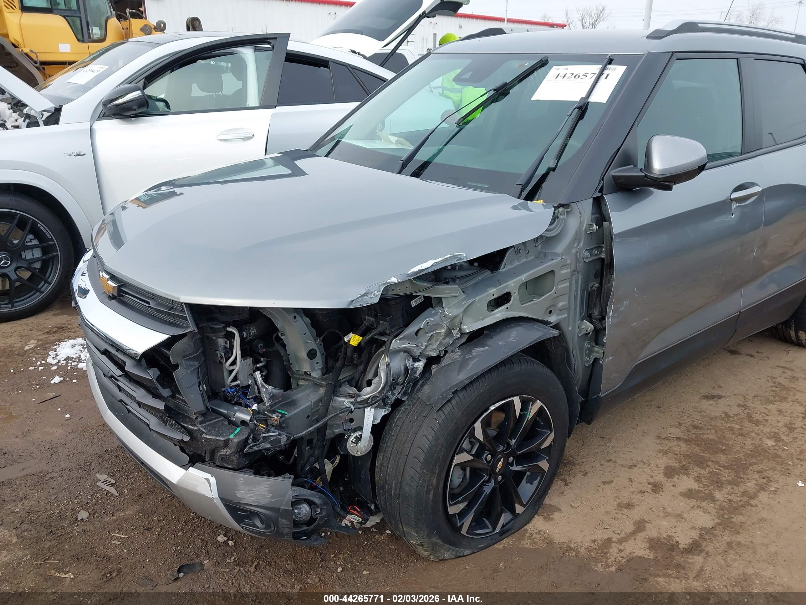 CHEVROLET TRAILBLAZER image 6