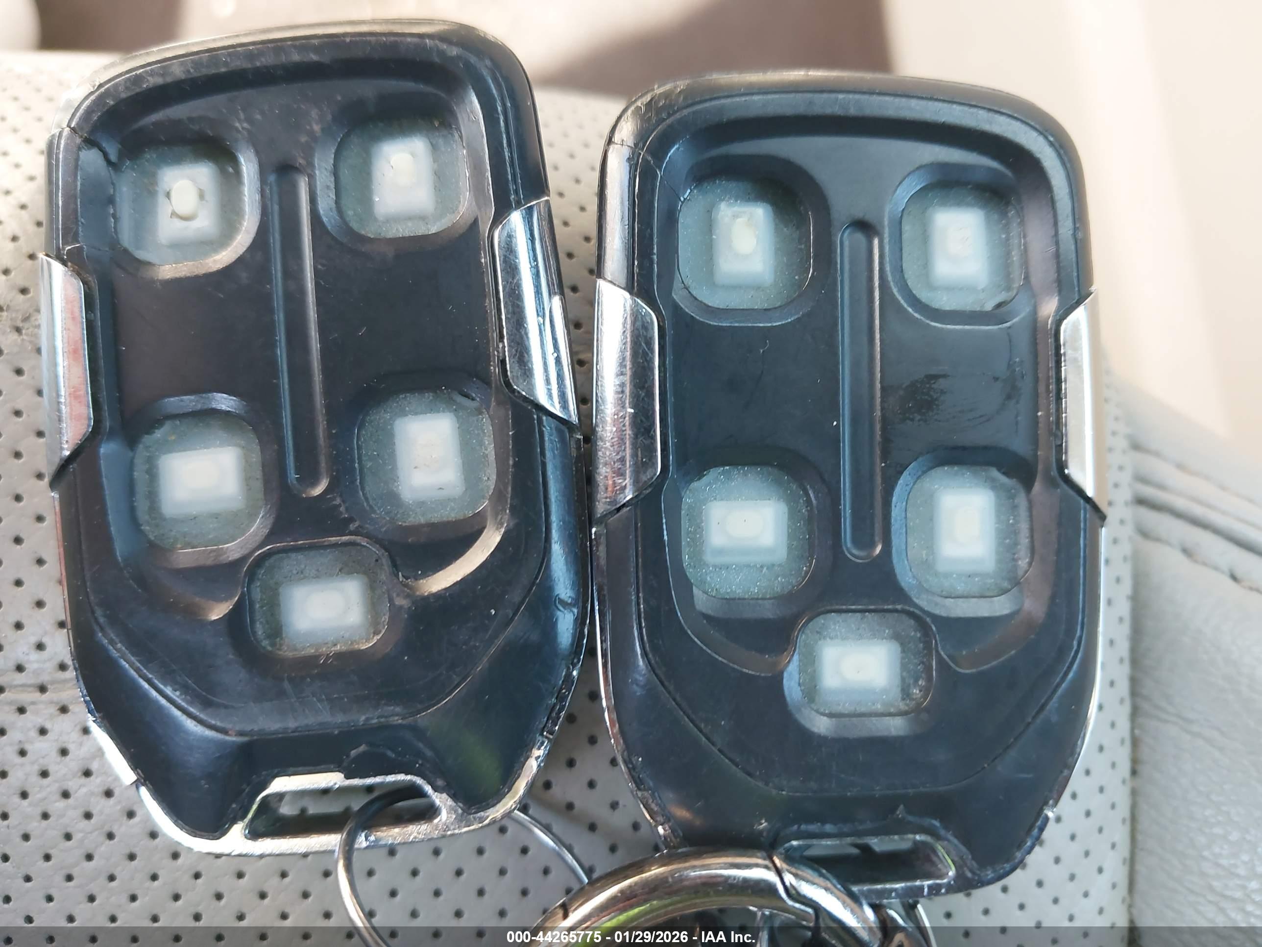 GMC ACADIA image 11