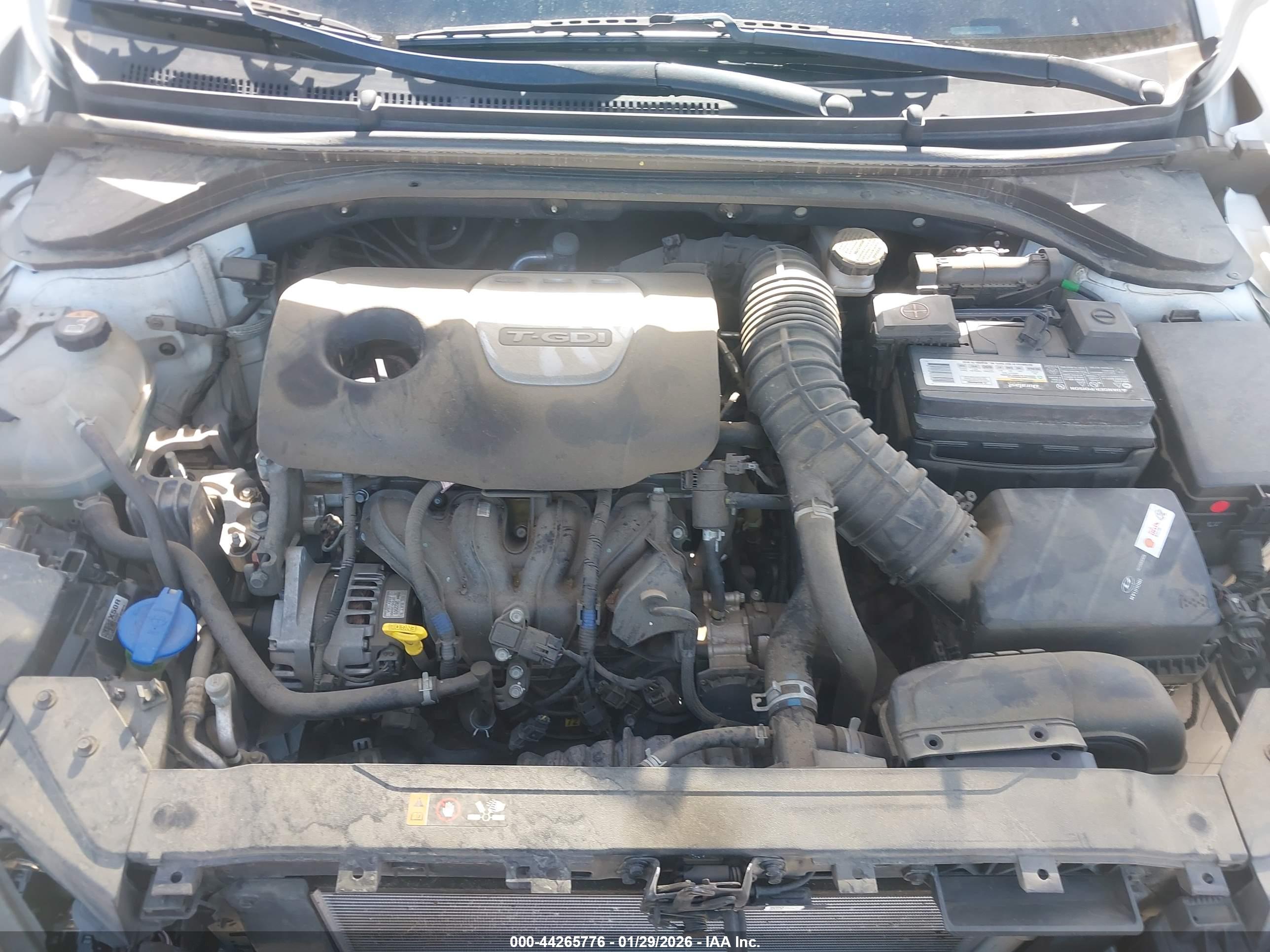 HYUNDAI ELANTRA image 10