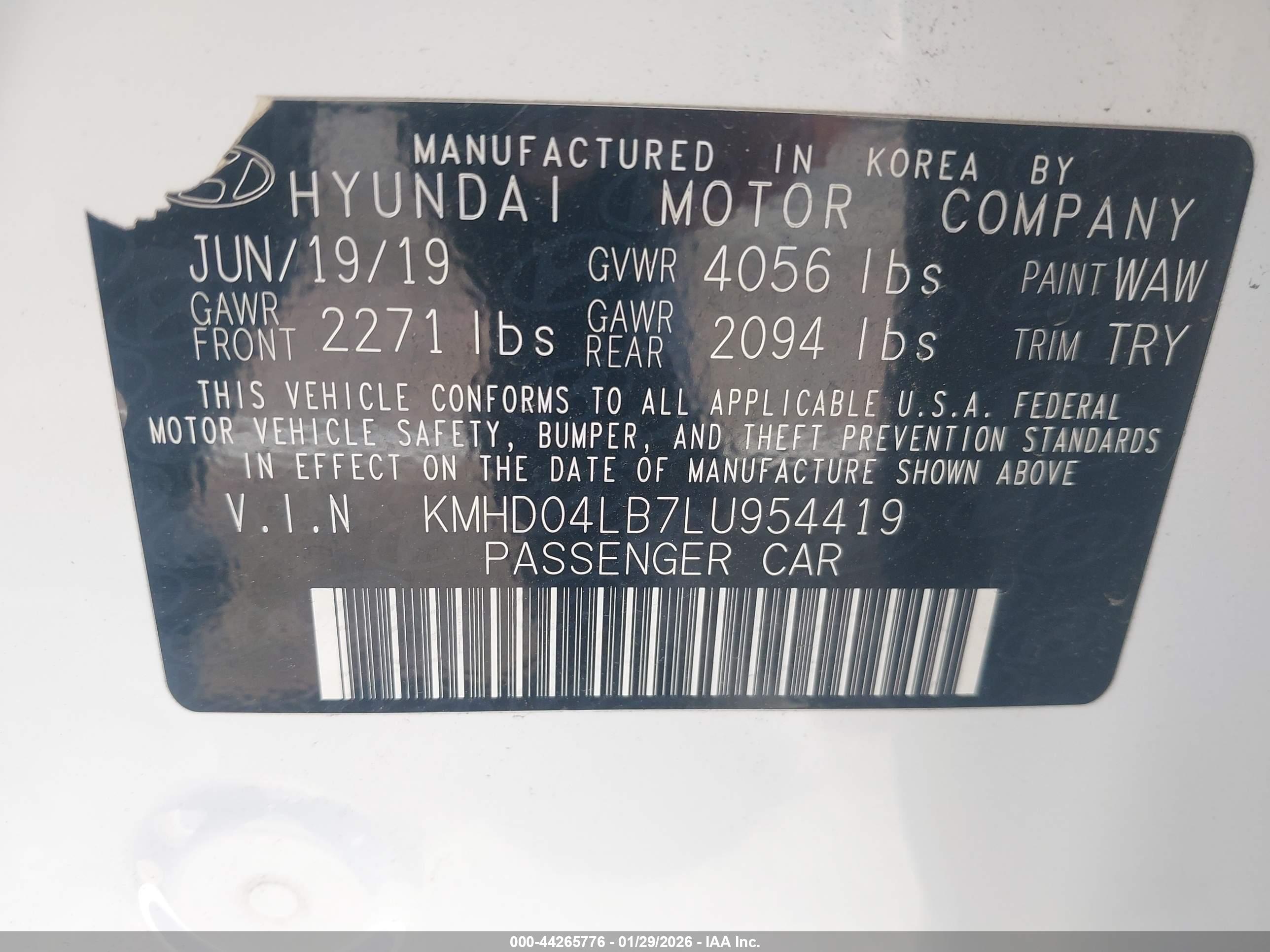 HYUNDAI ELANTRA image 9