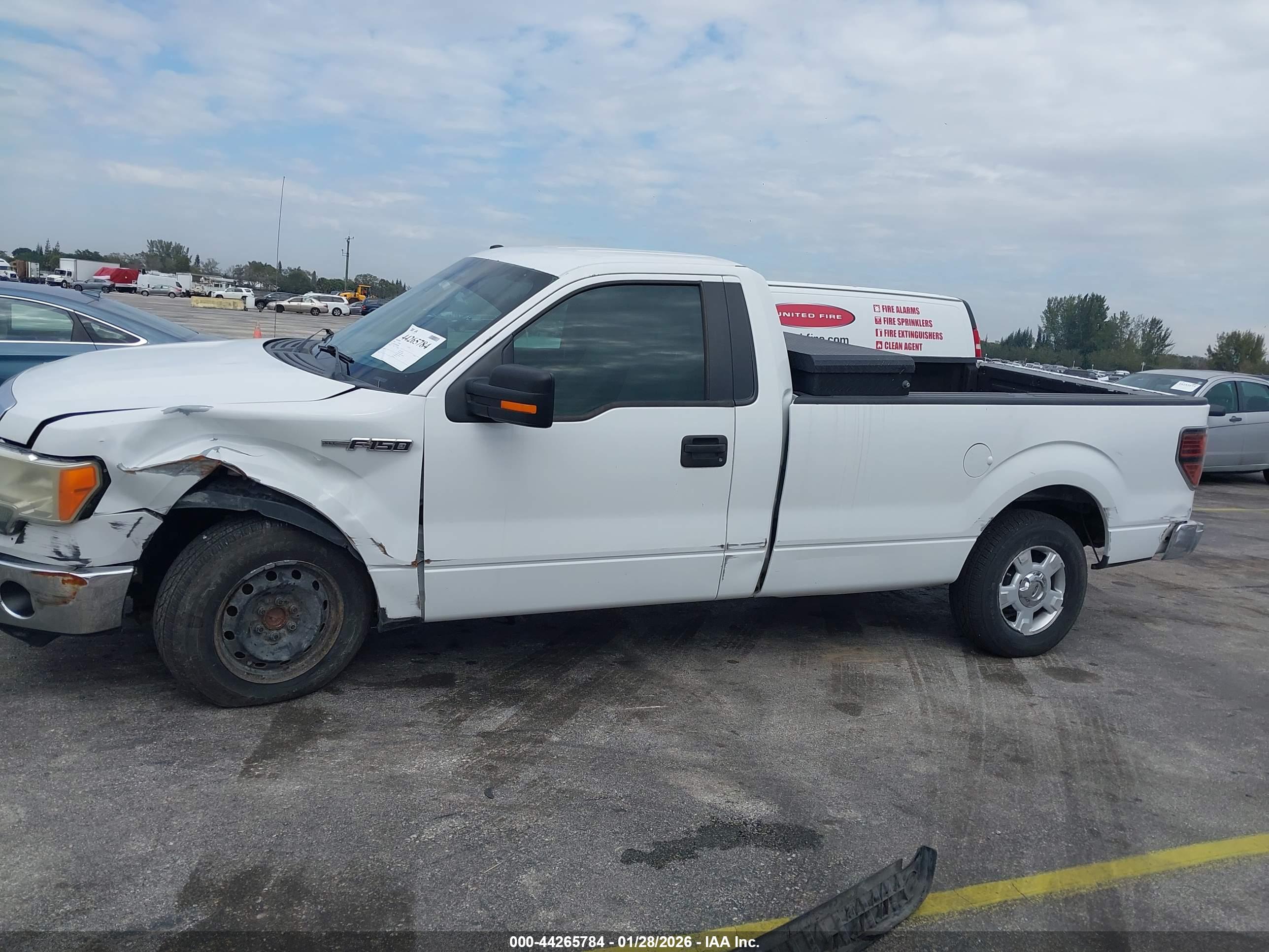 FORD F-150 image 6