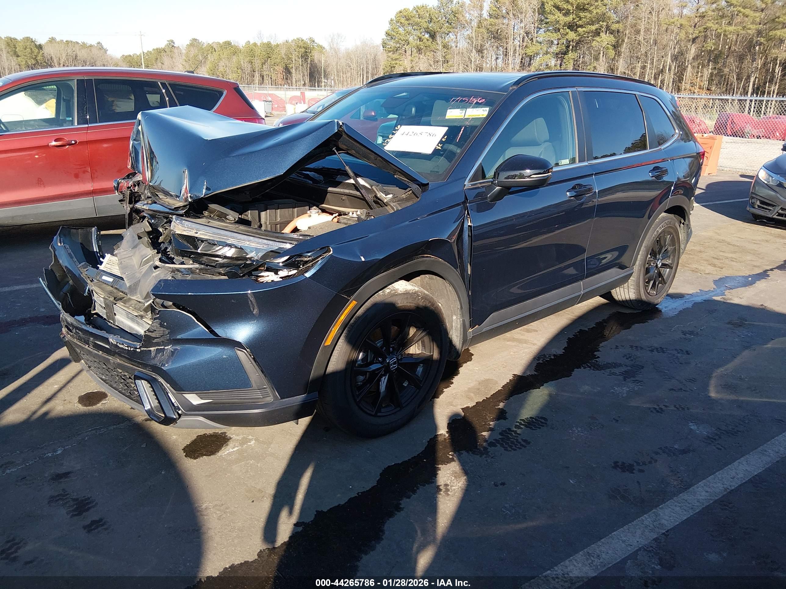HONDA CR-V image 2