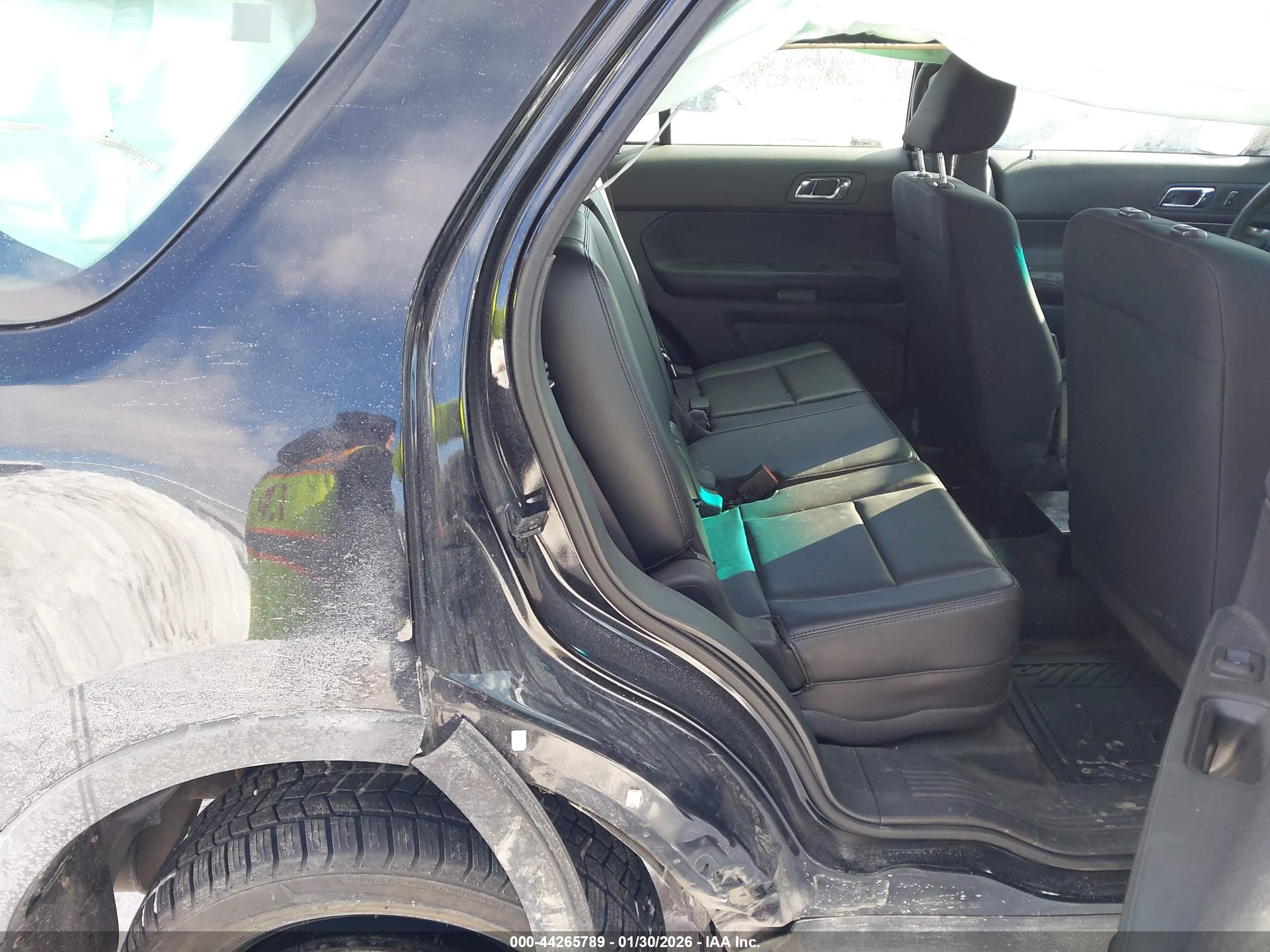 FORD UTILITY image 8