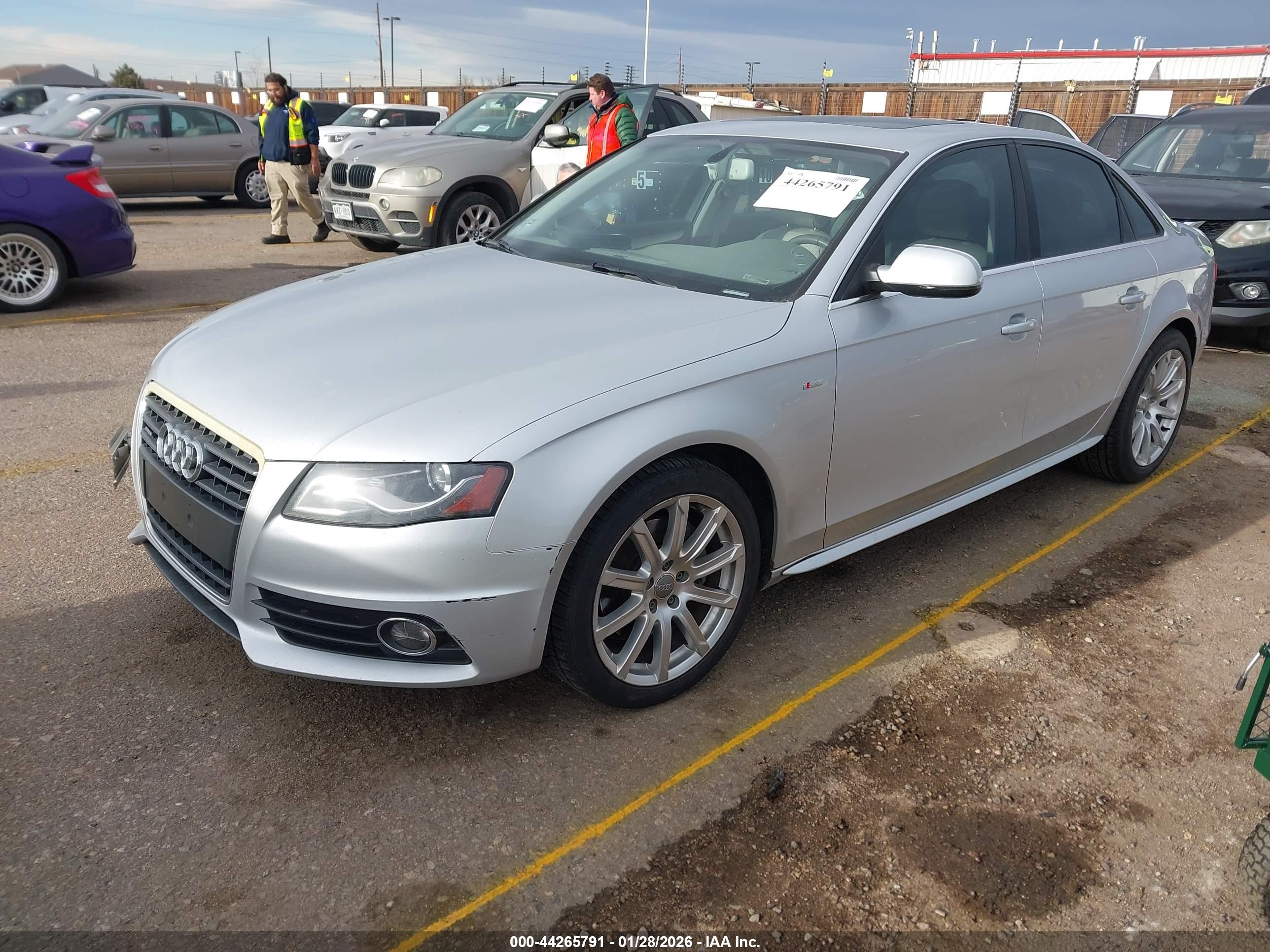AUDI A4 image 2