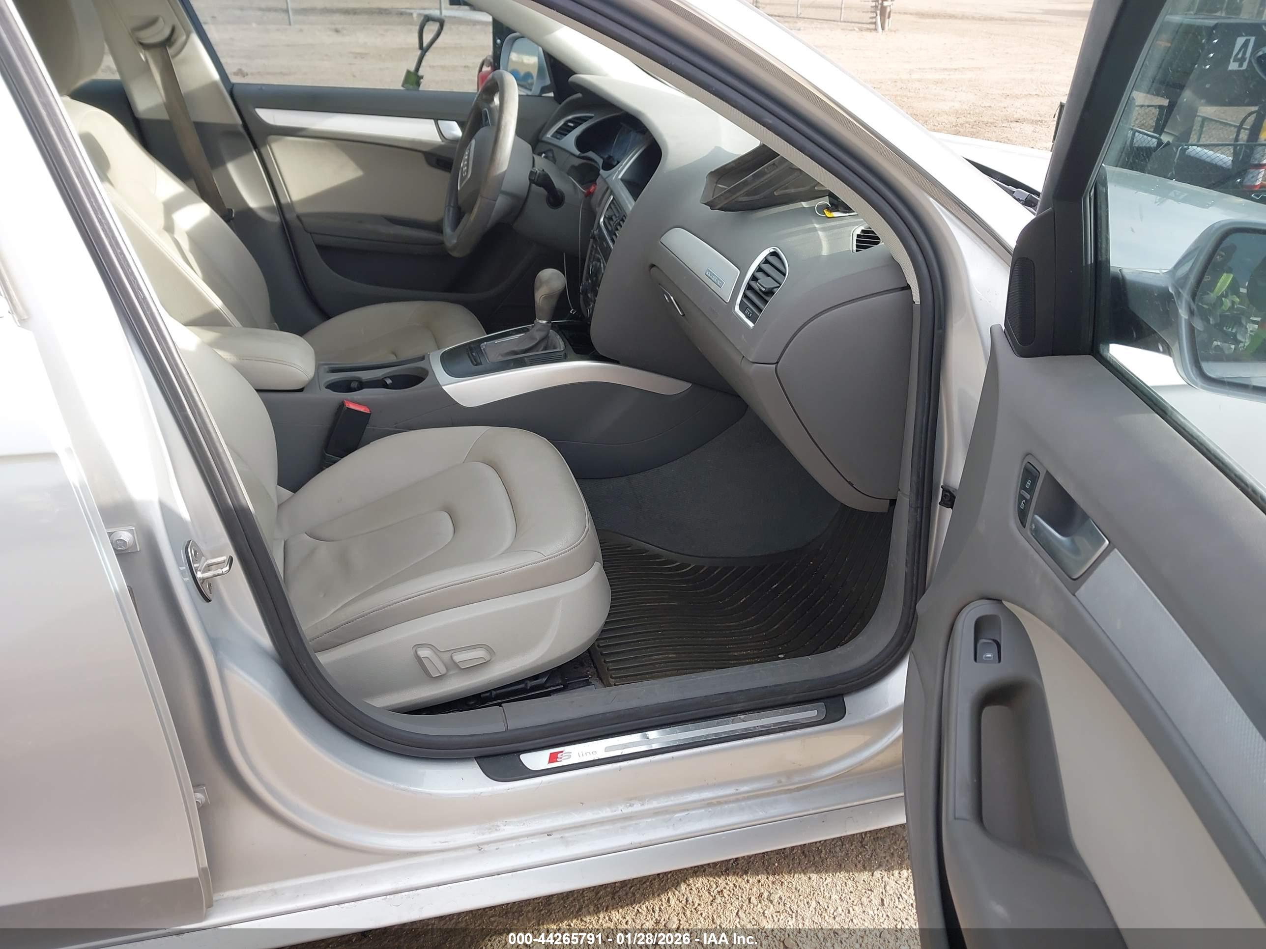 AUDI A4 image 5